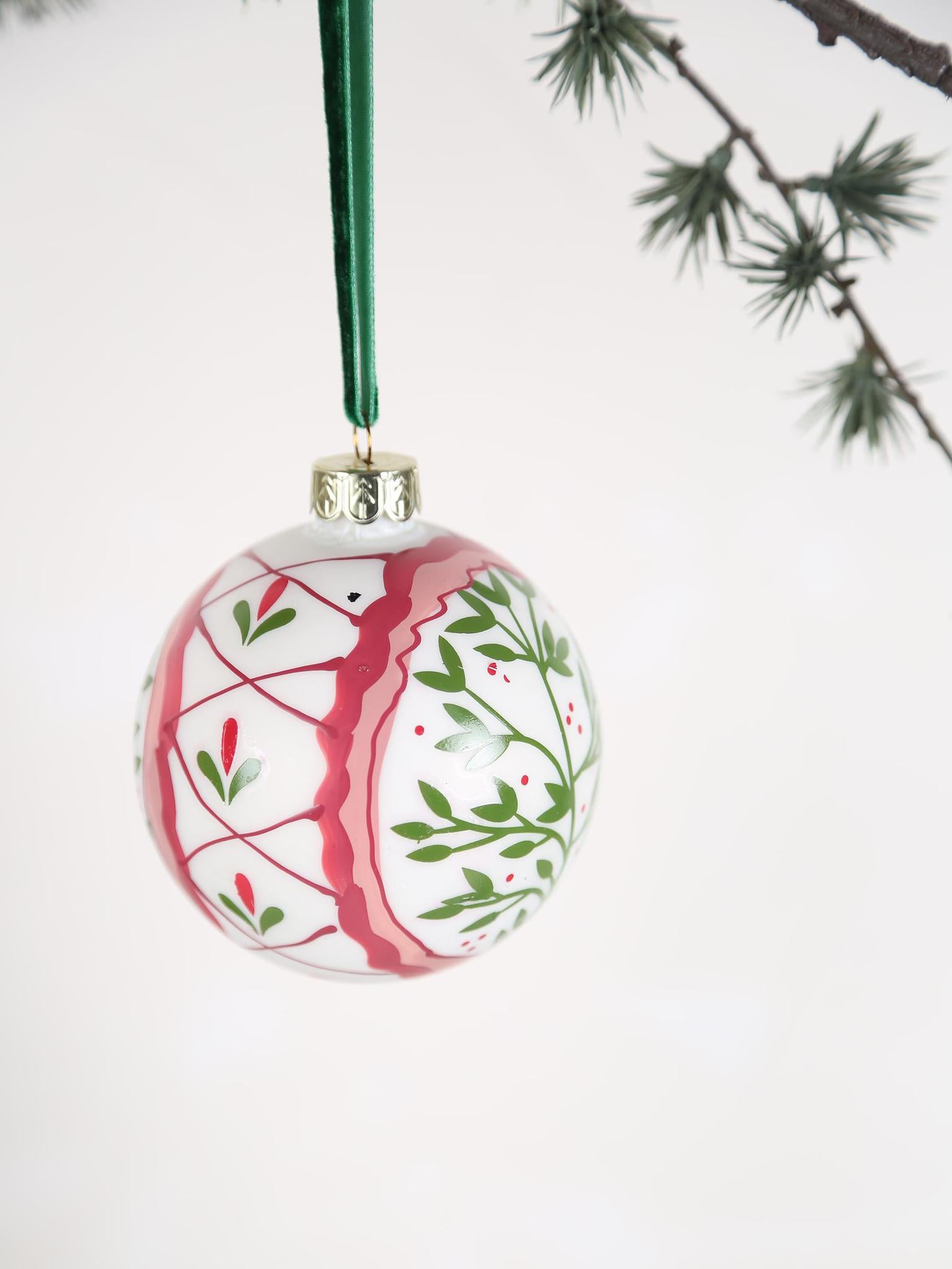 Hand Painted Holly & Ivy Bauble