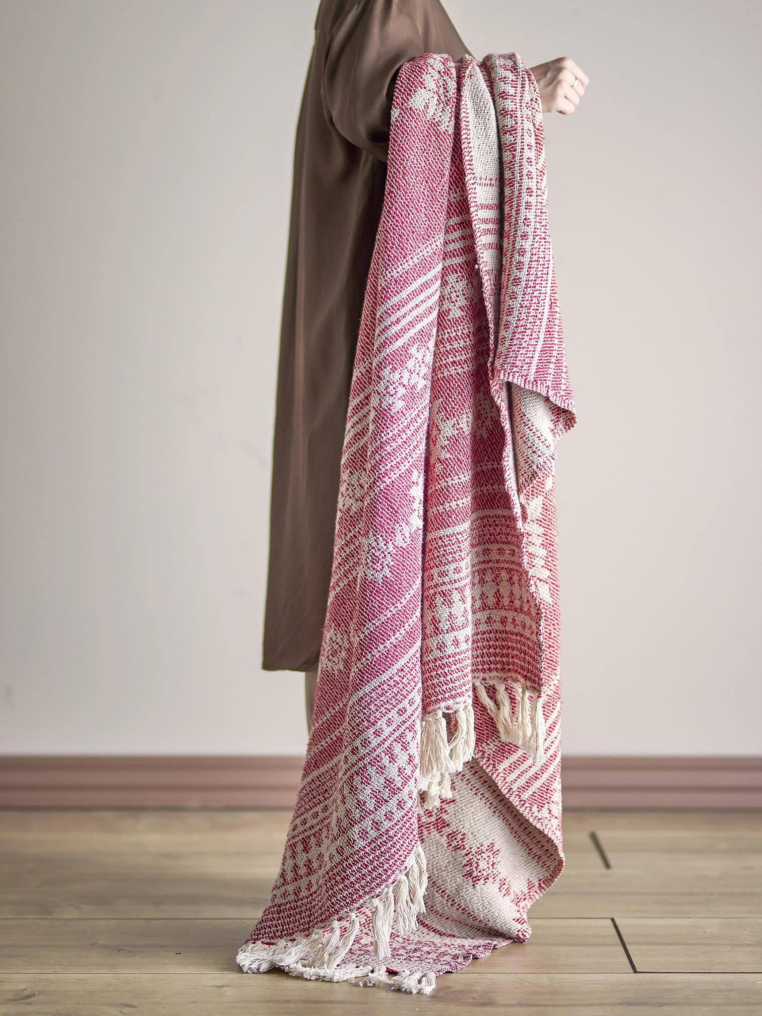 Oia Recycled Cotton Throw - Patterned Red