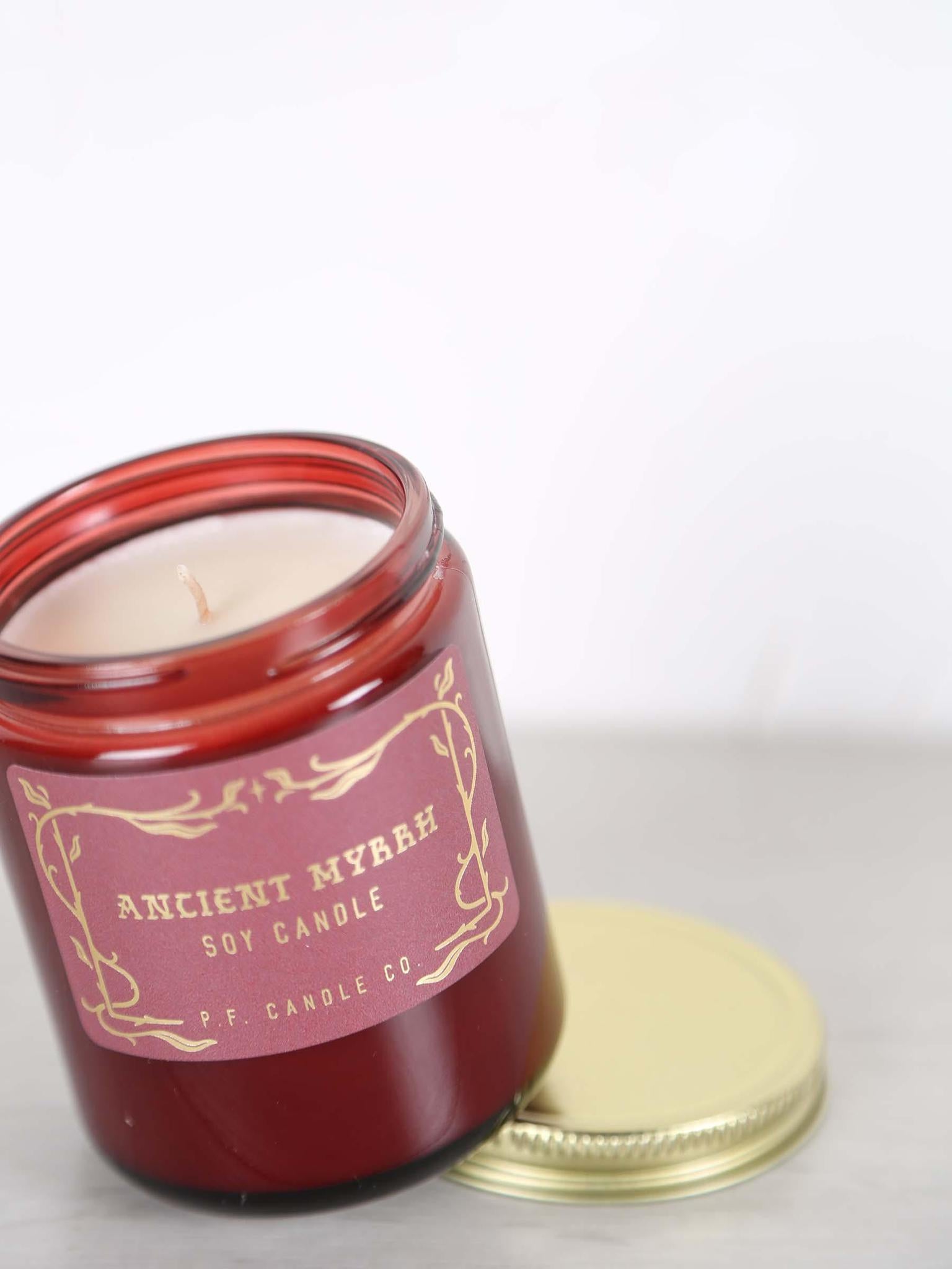 Limited edition Cathedral Clove – Standard Candle