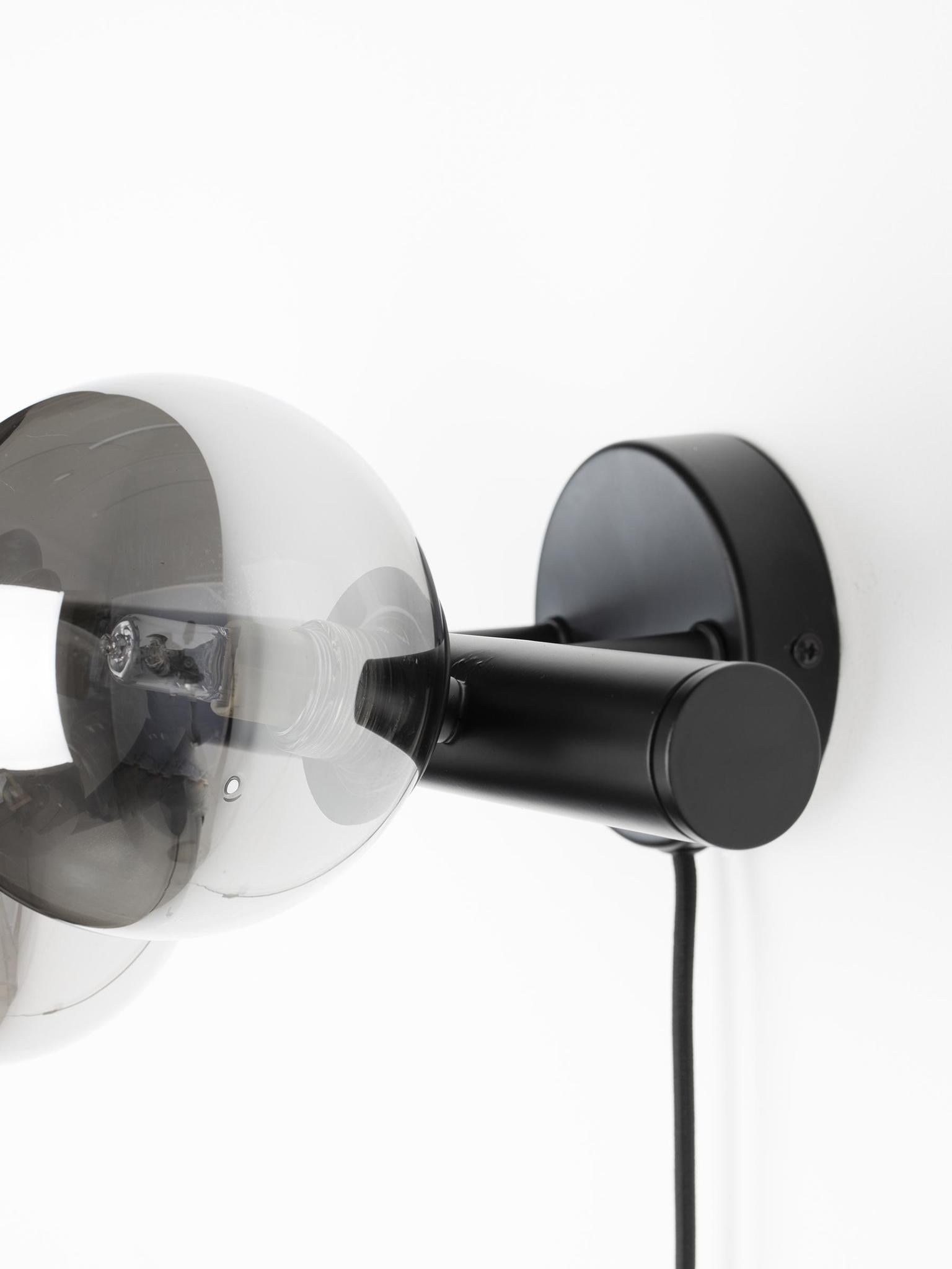 Monica Wall Lamp