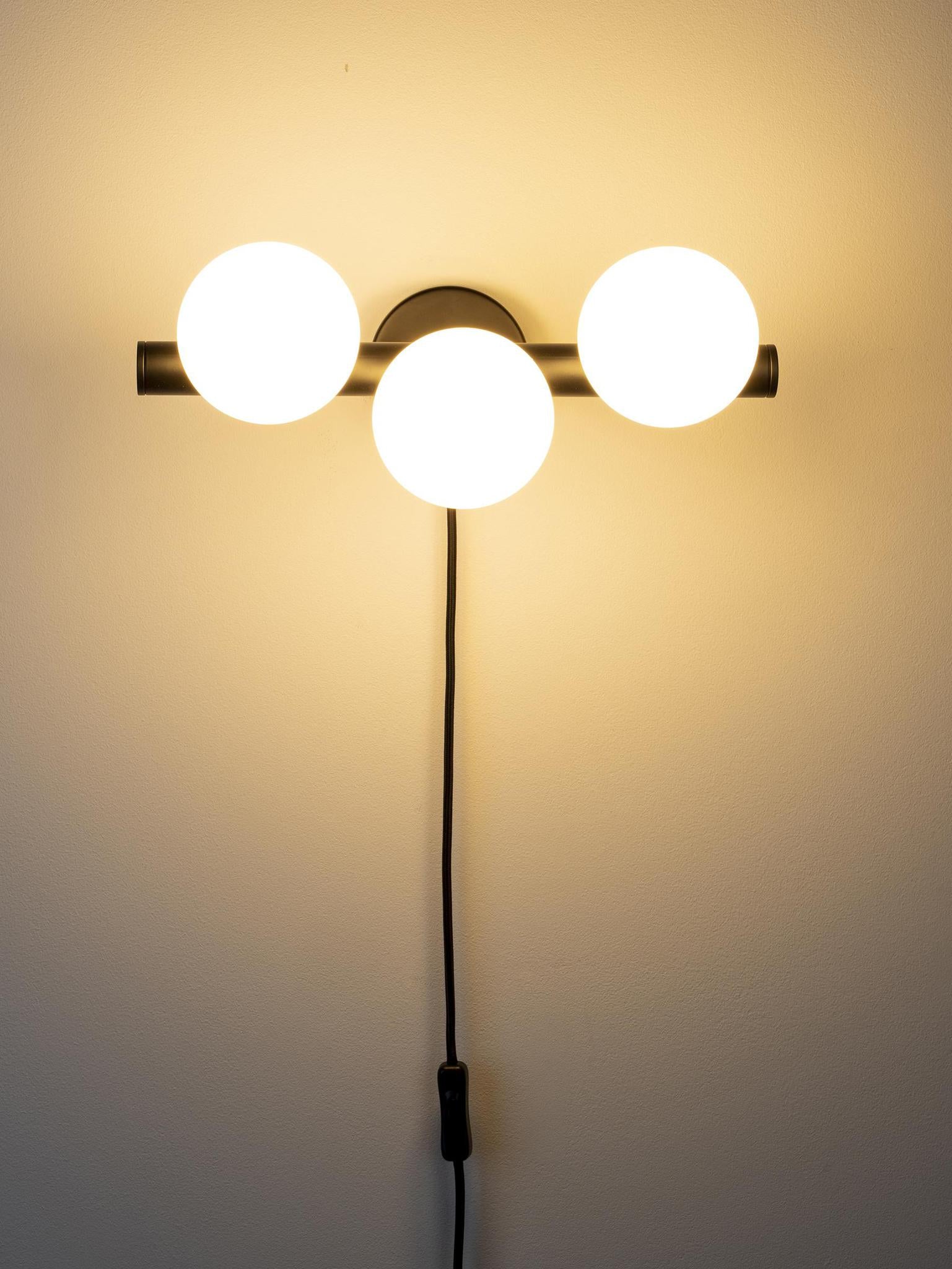 Monica Wall Lamp
