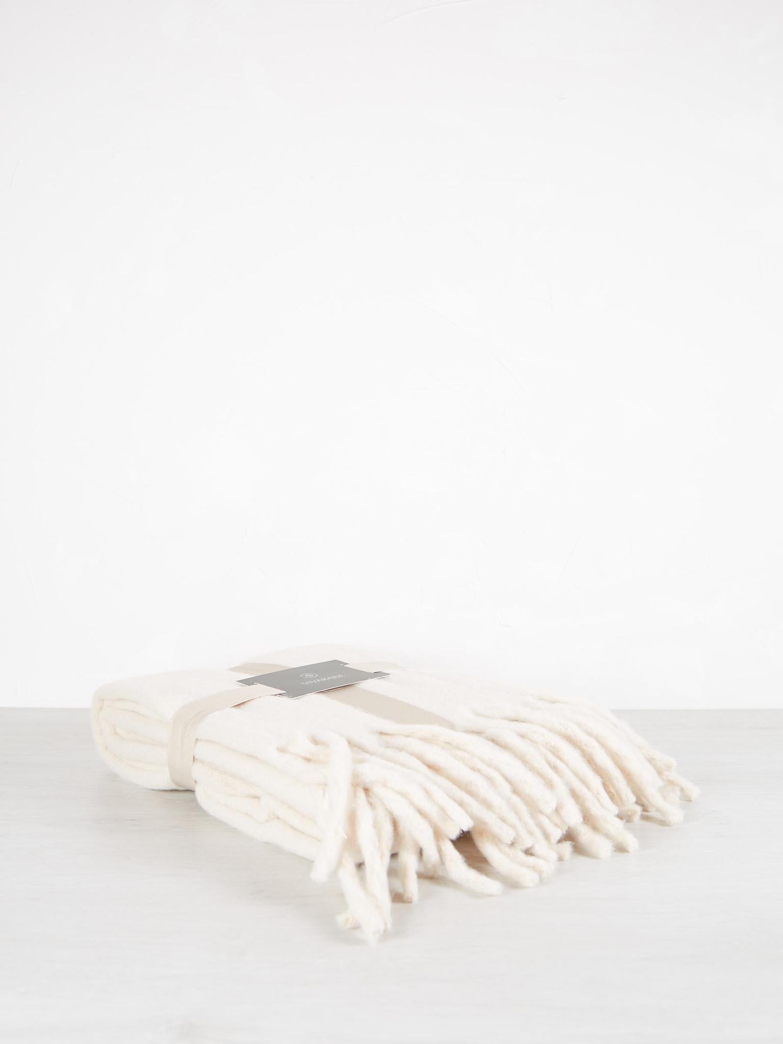 Isabel Recycled Throw - Neige
