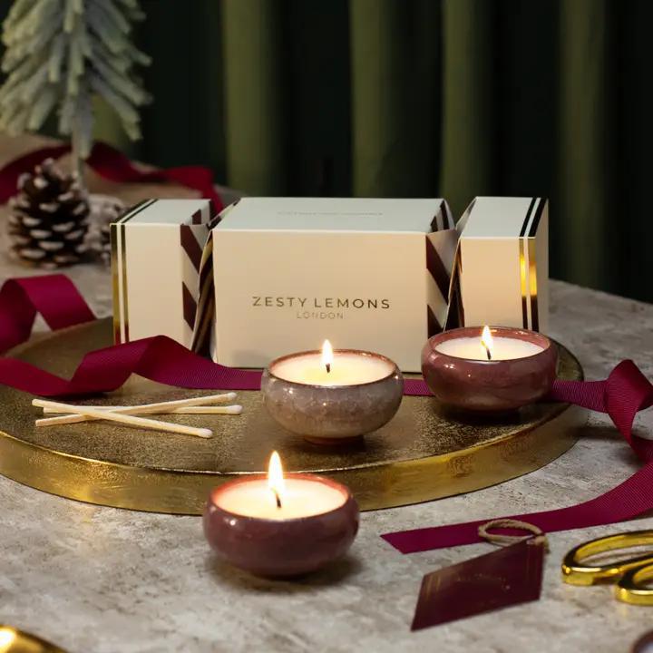 Under the Tree: Burgundy Tea Light Cracker - Set of 3
