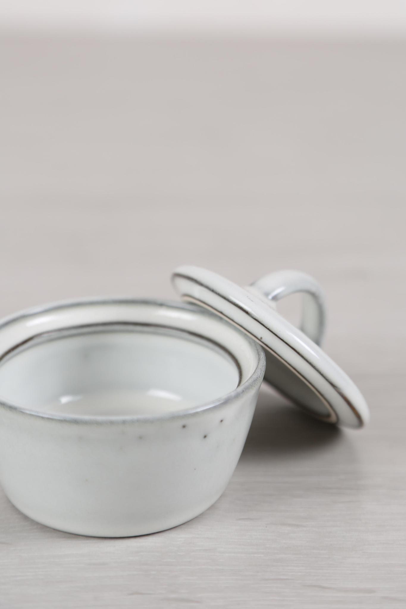 Nordic Sand Nibble With Lid