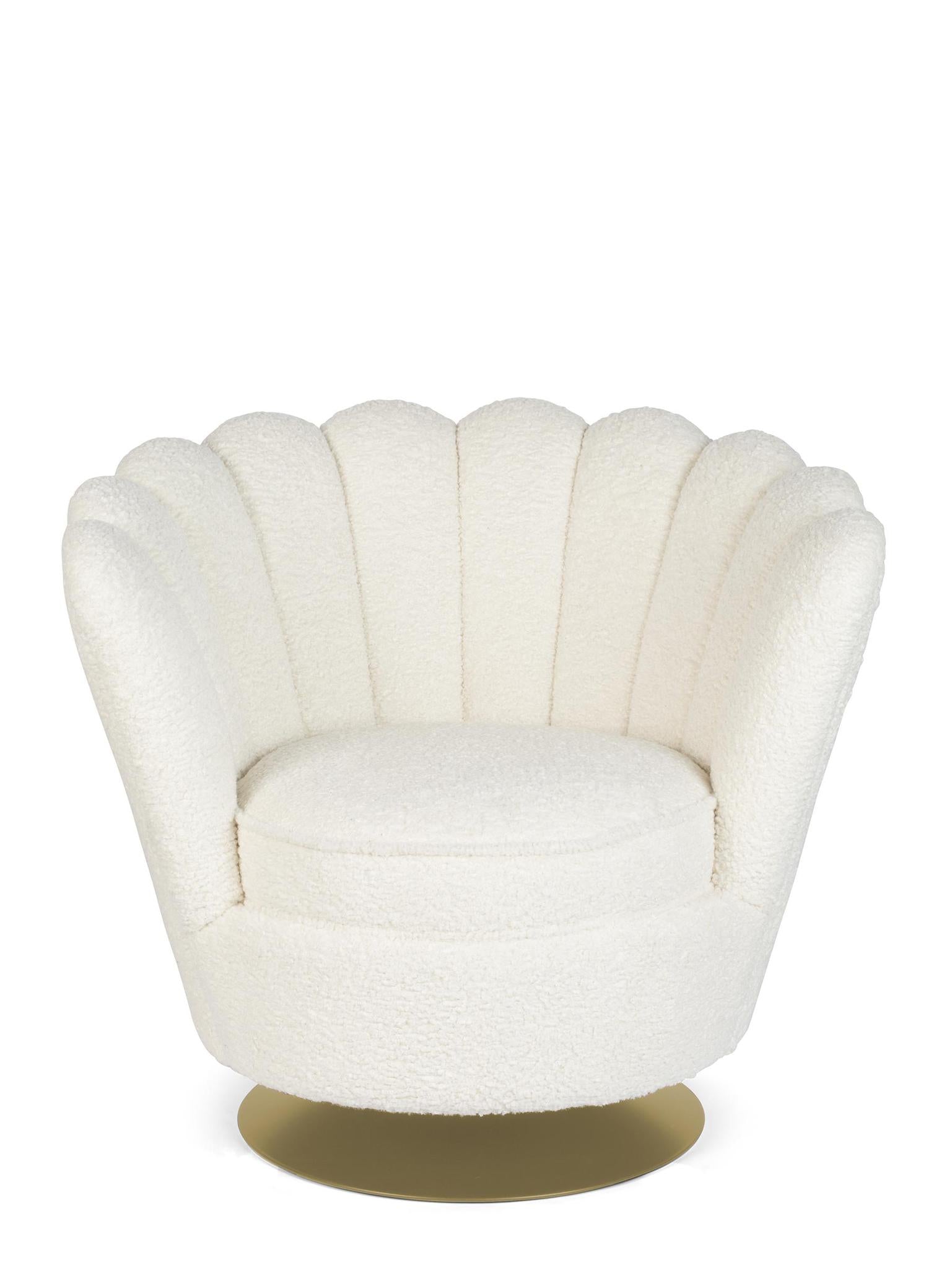 Mother Of All Shells Lounge Chair - Teddy, Natural