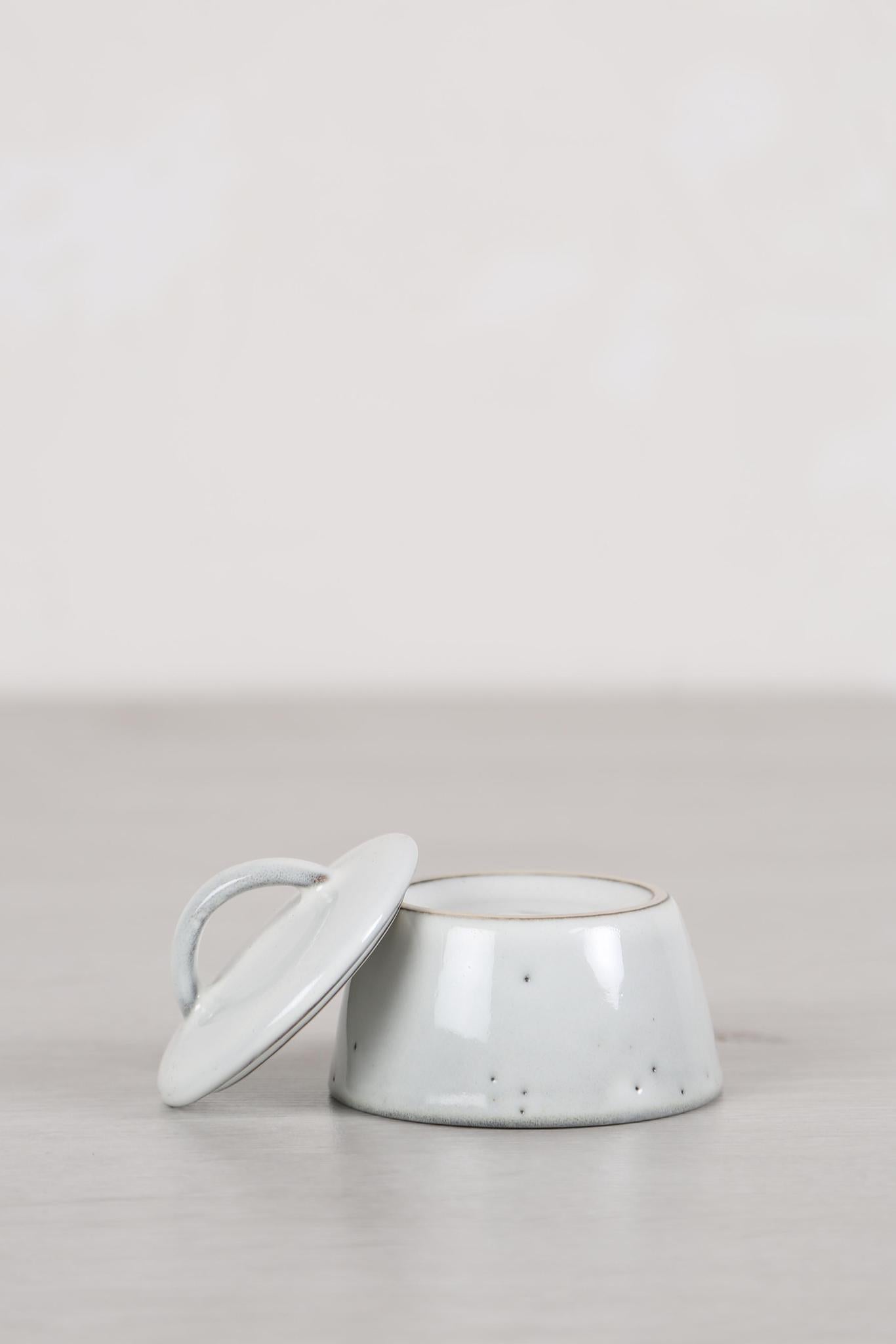 Nordic Sand Nibble With Lid