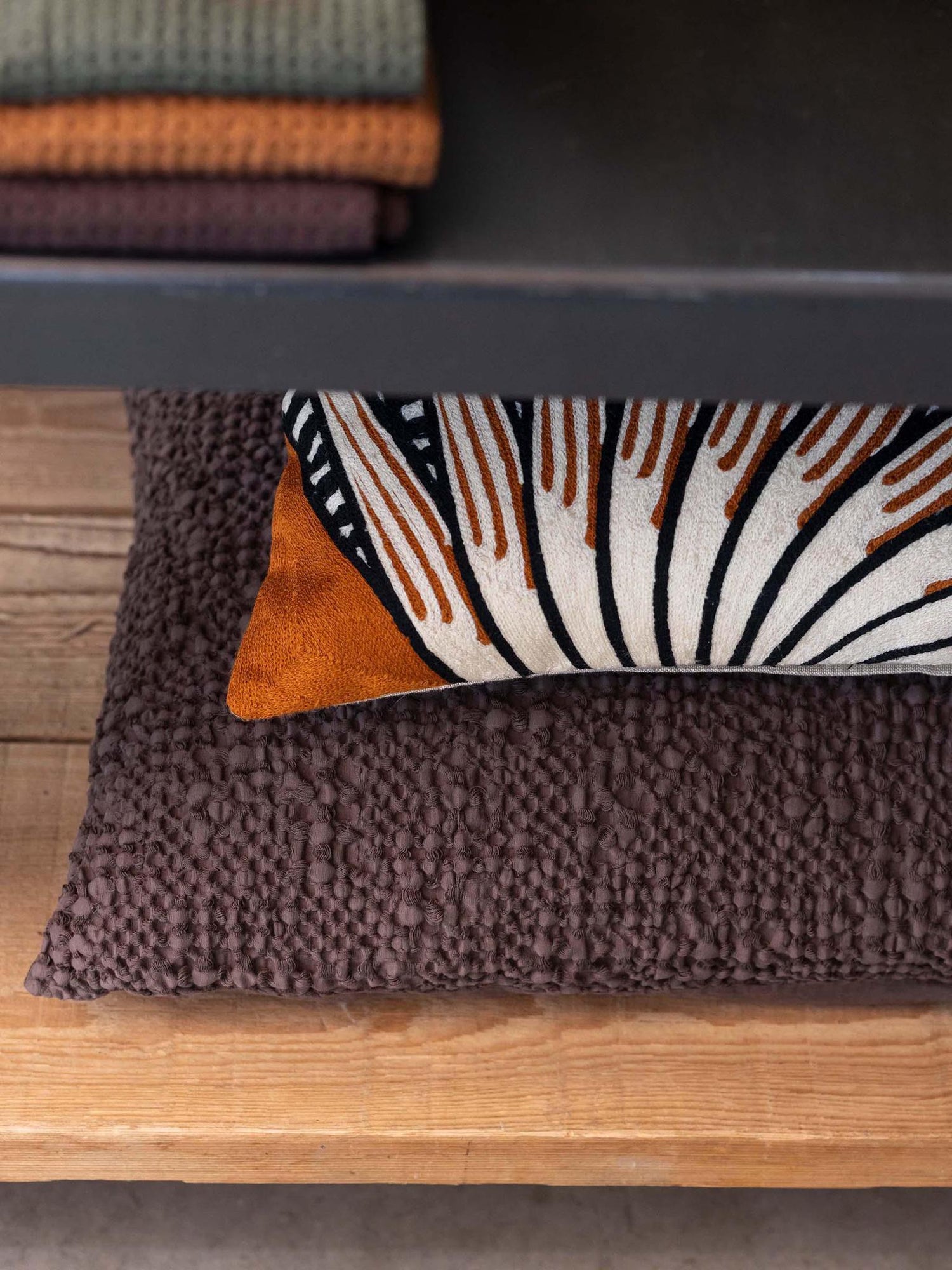 Tana Honeycomb Cushion - Café