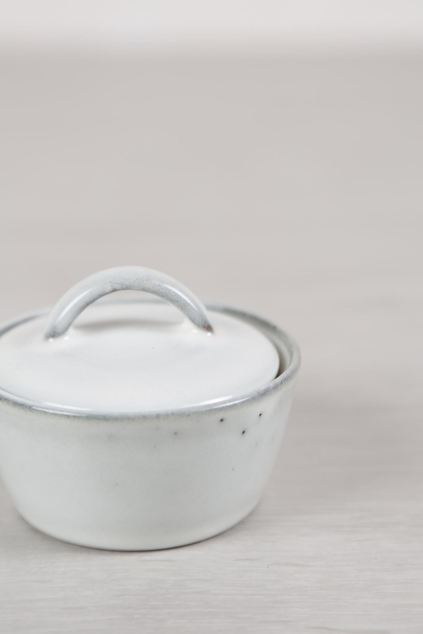 Nordic Sand Nibble With Lid