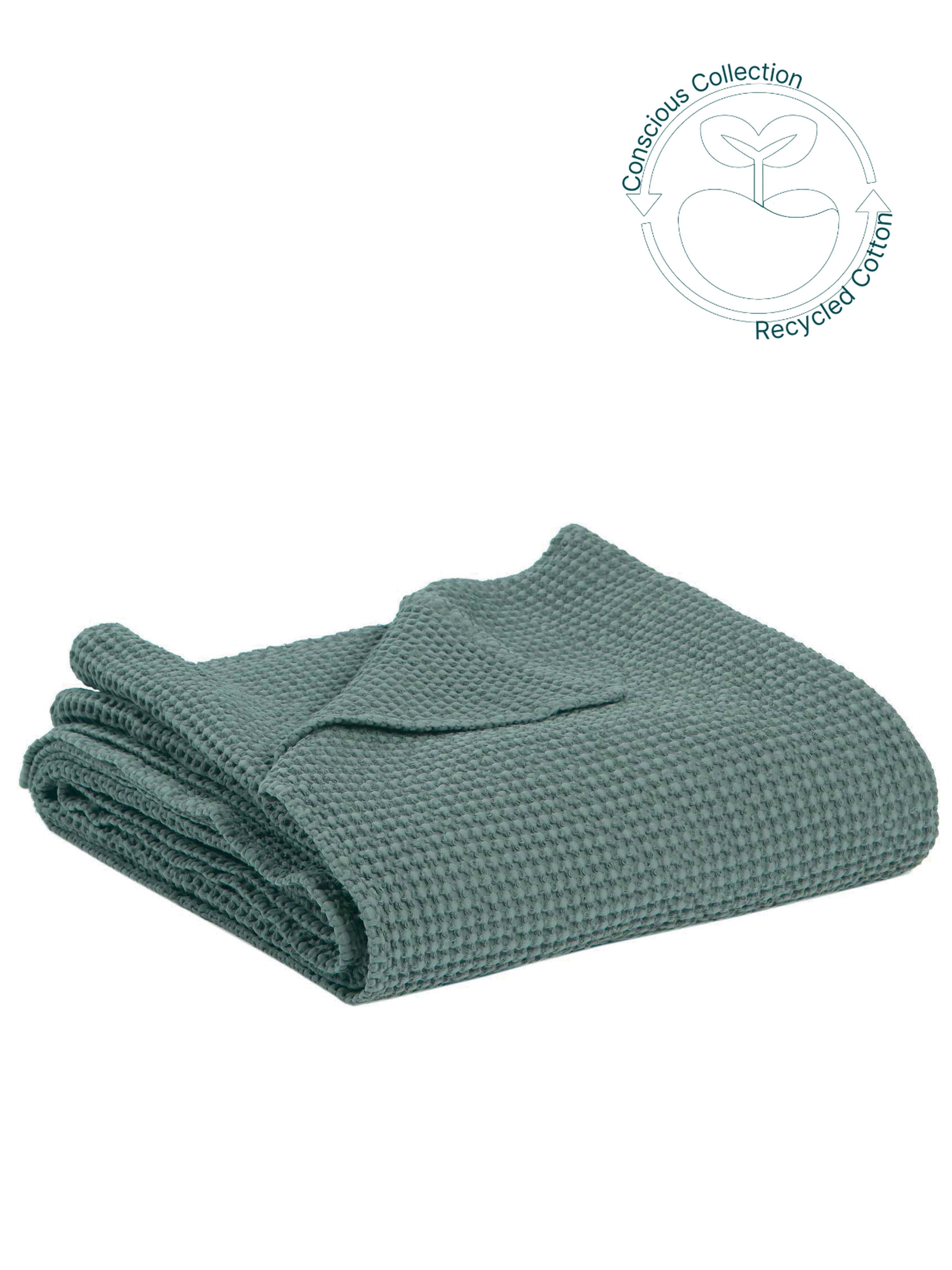 Large Maia Recycled Honeycomb Throw - Vert De Gris