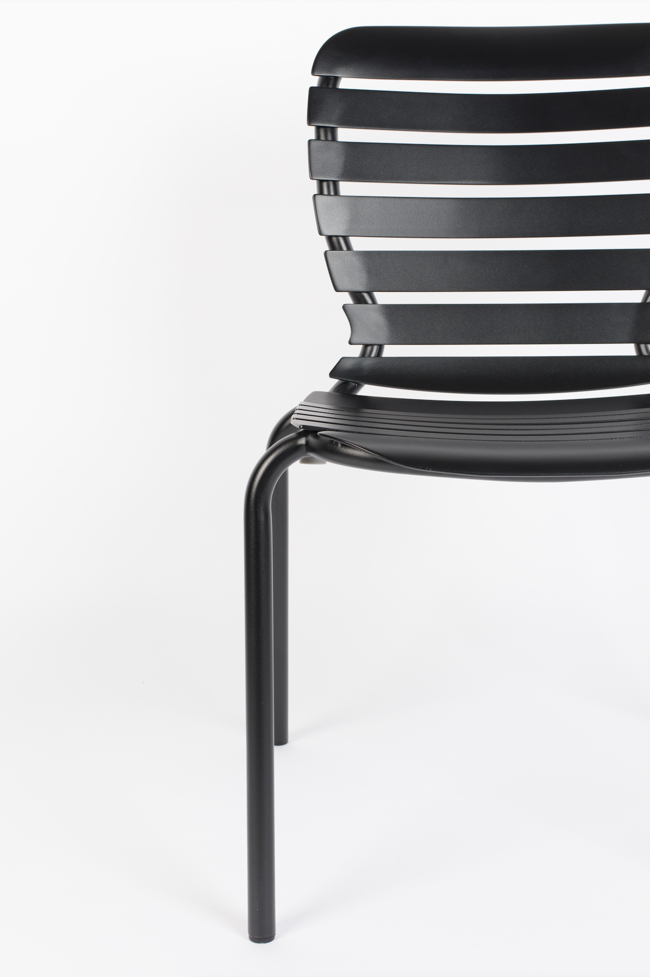 Vondel Outdoor Garden Chair - Color Options Available