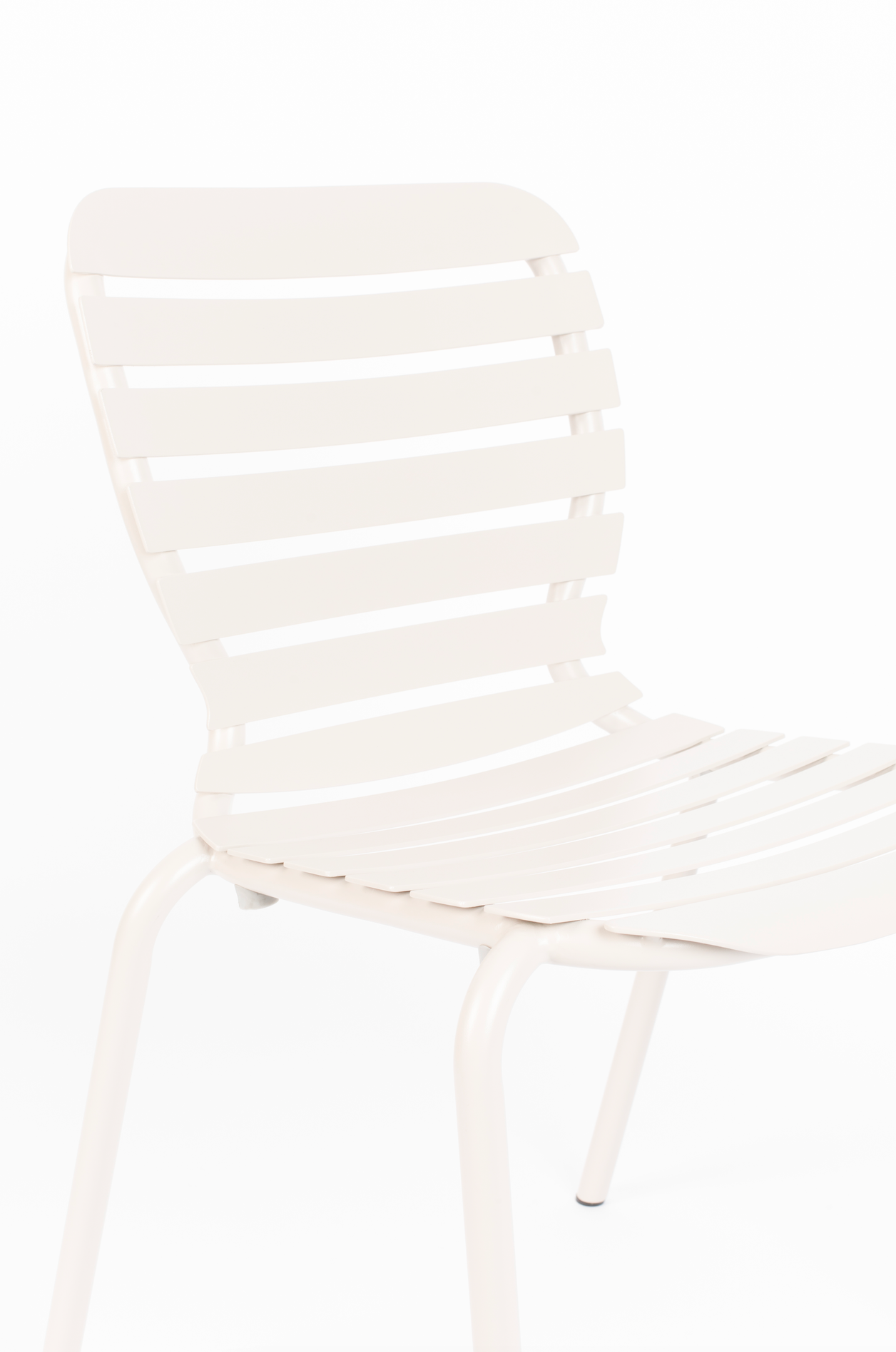 Vondel Outdoor Garden Chair - Color Options Available