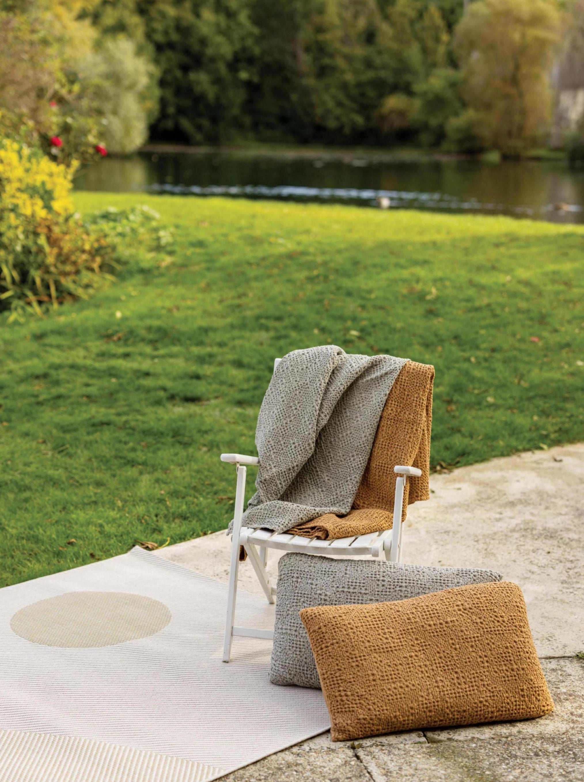 Tana Stonewashed Bed Cushion - Epice