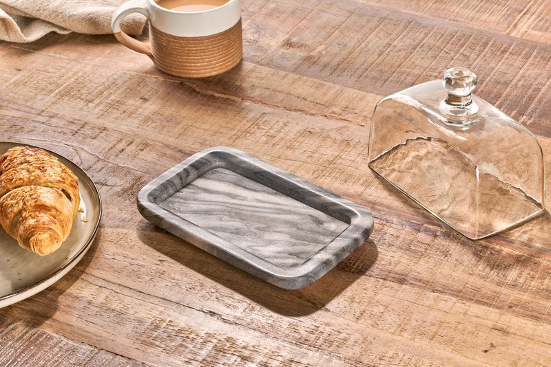Kallso Marble & Glass Butter Dish