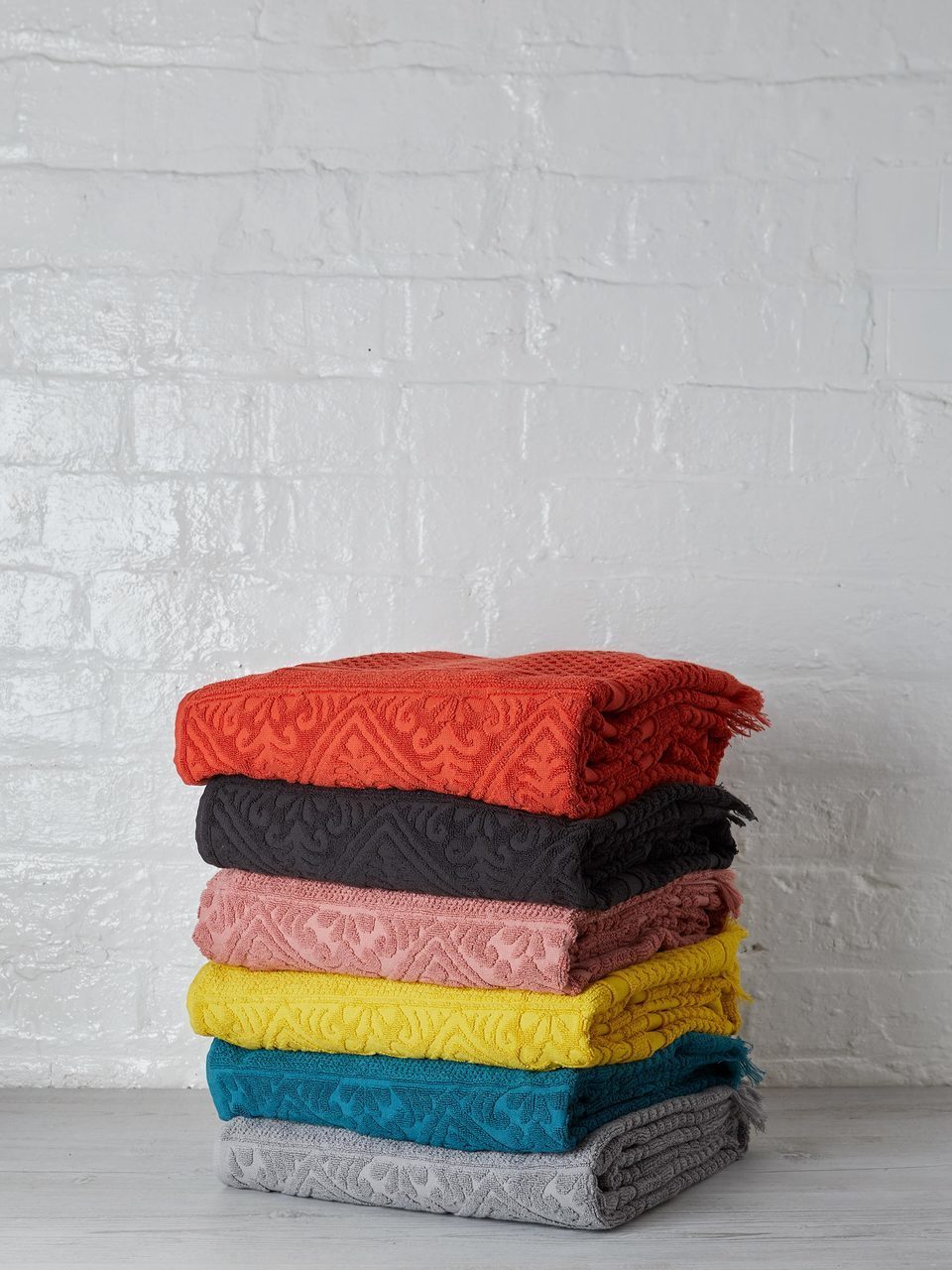 Embossed Jacquard Towel in Aubepine Pale Pink - 4 Sizes Available