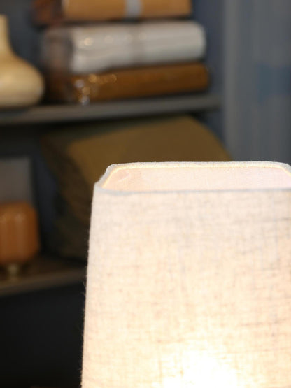 Mikko Linen Table Lamp