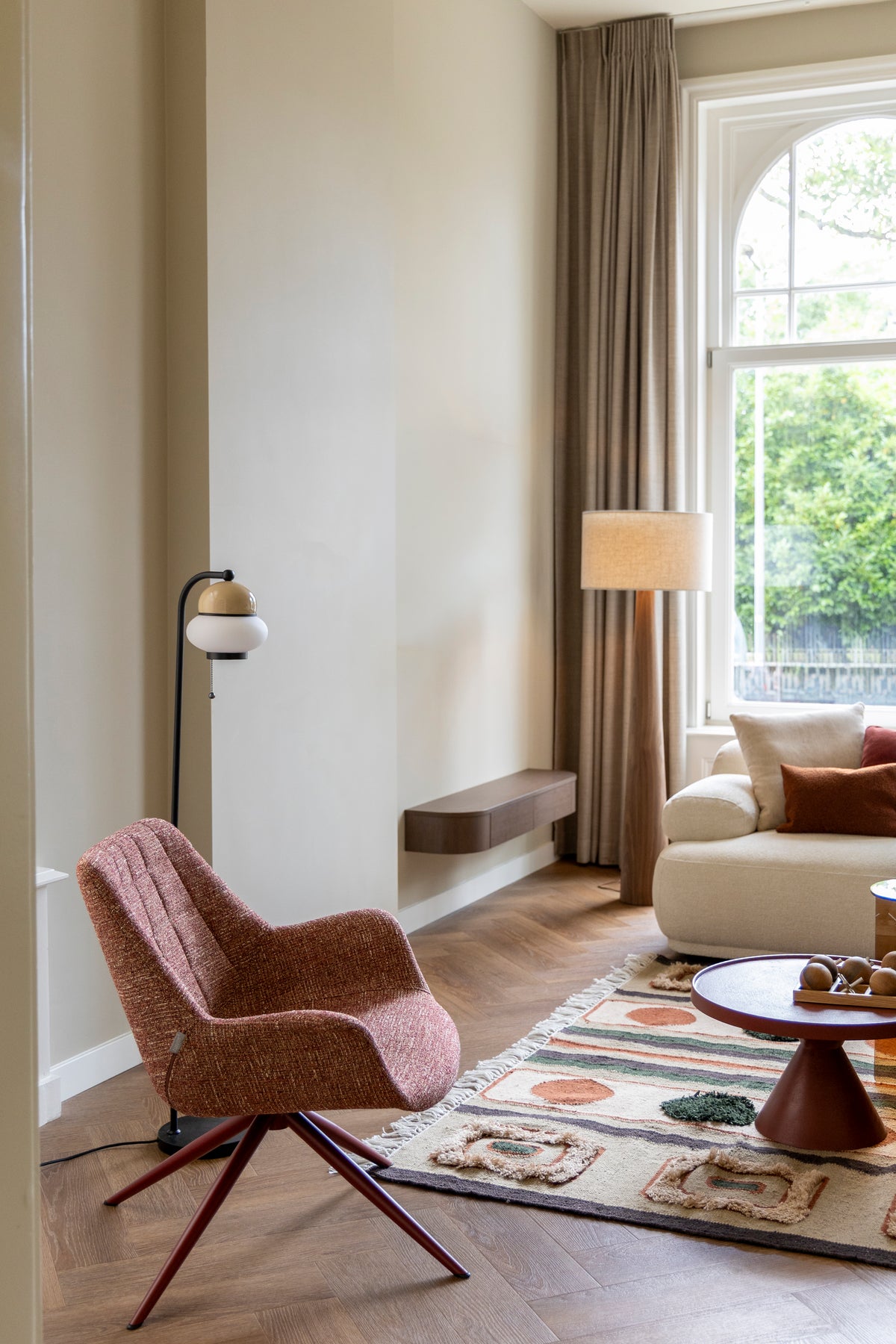 Floor Lamp Bumble Beige