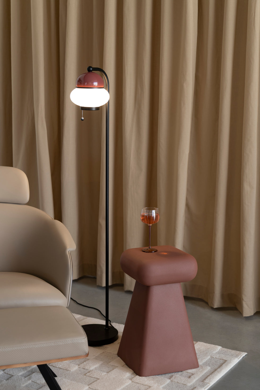 Floor Lamp Bumble Red
