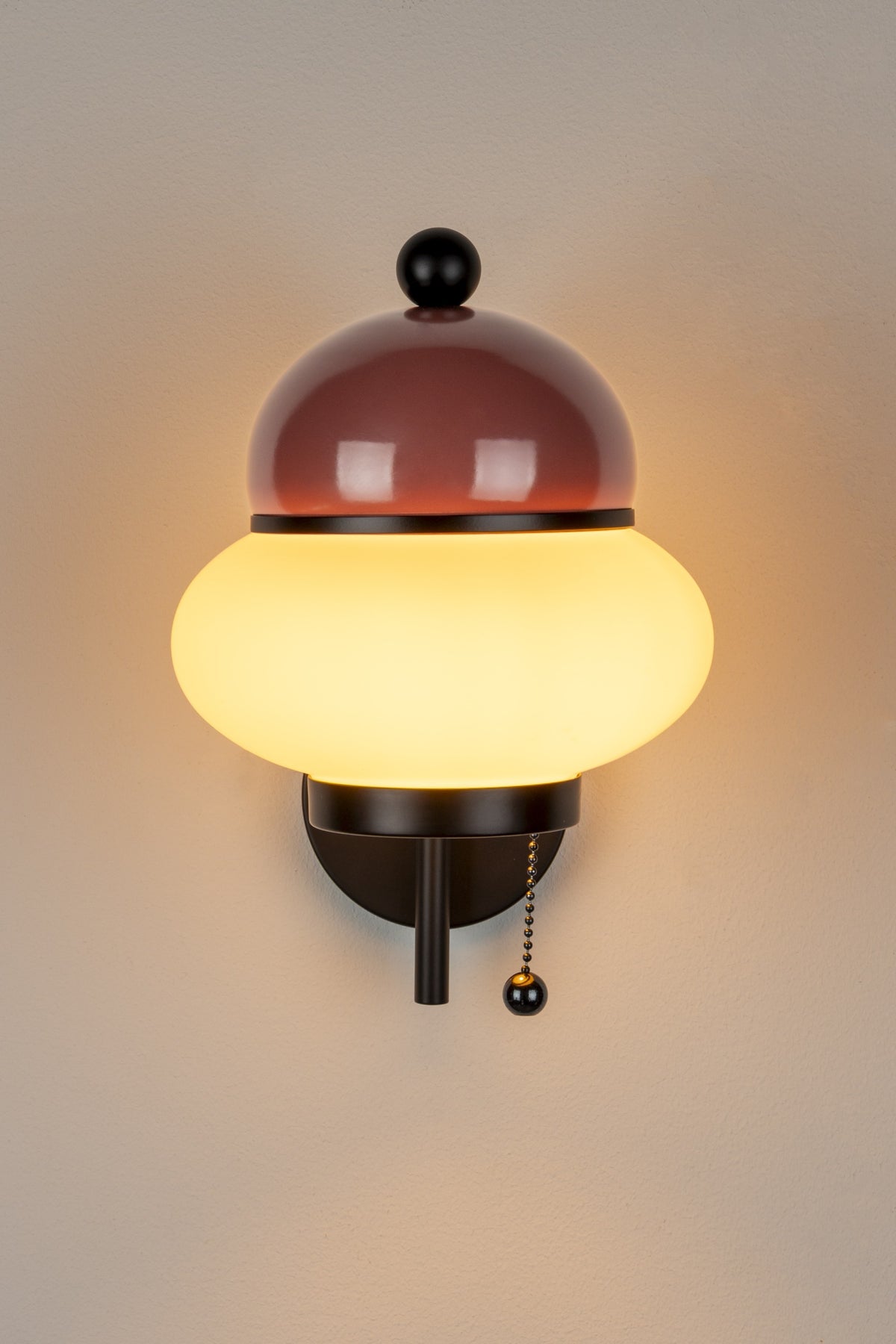 Wall Lamp Bumble Red
