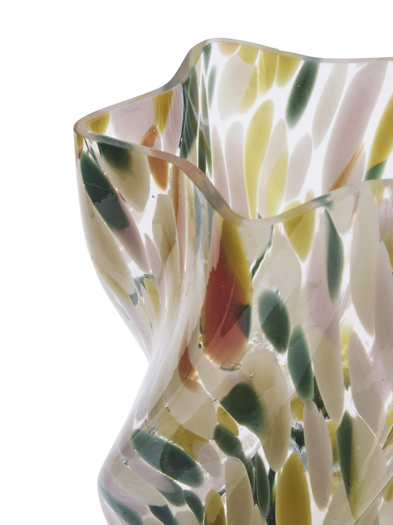 Dotted Twisted Body Vase