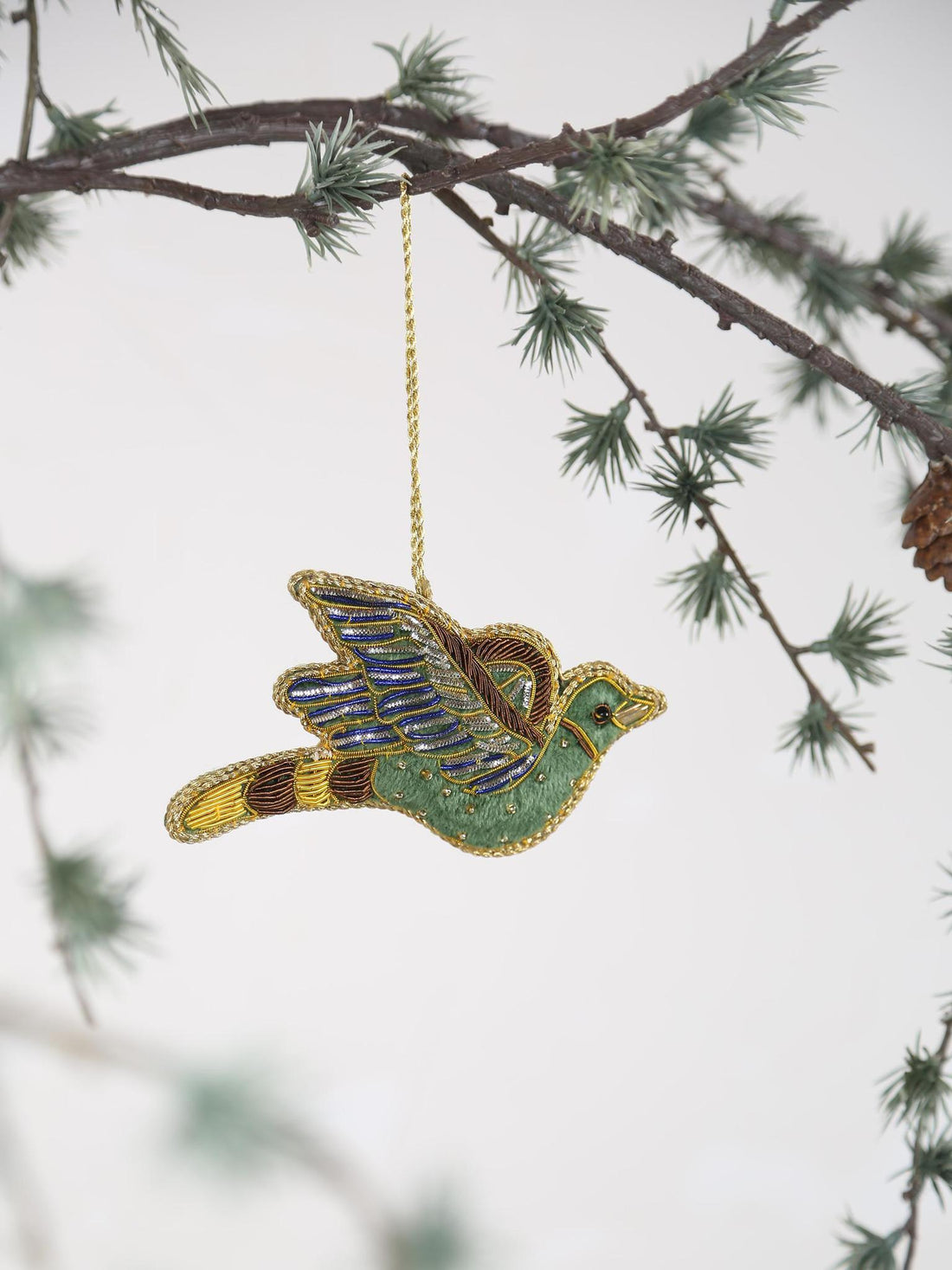 GREEN EMB BEADED BIRD