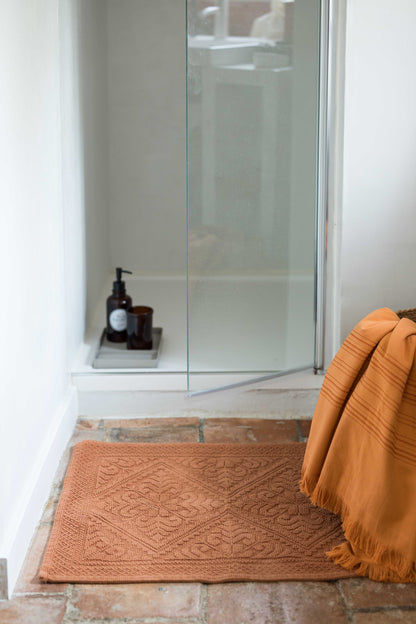 Enzo Bath Mat - Cuirve