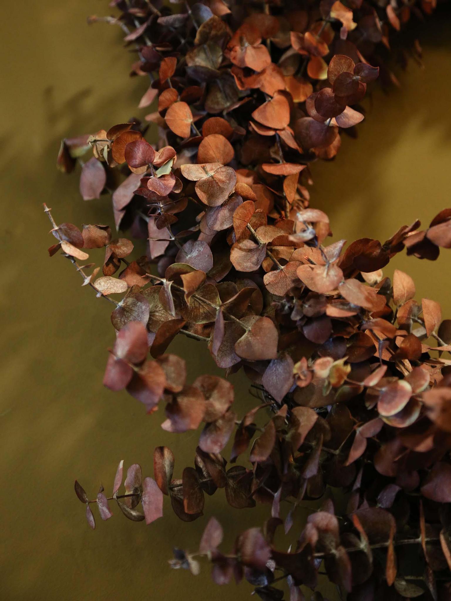 Marille wreath - Ruffled Red