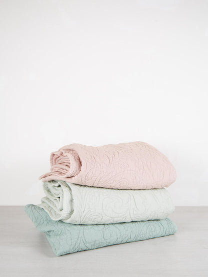 Isabelle Quilted Throw - Light Sage