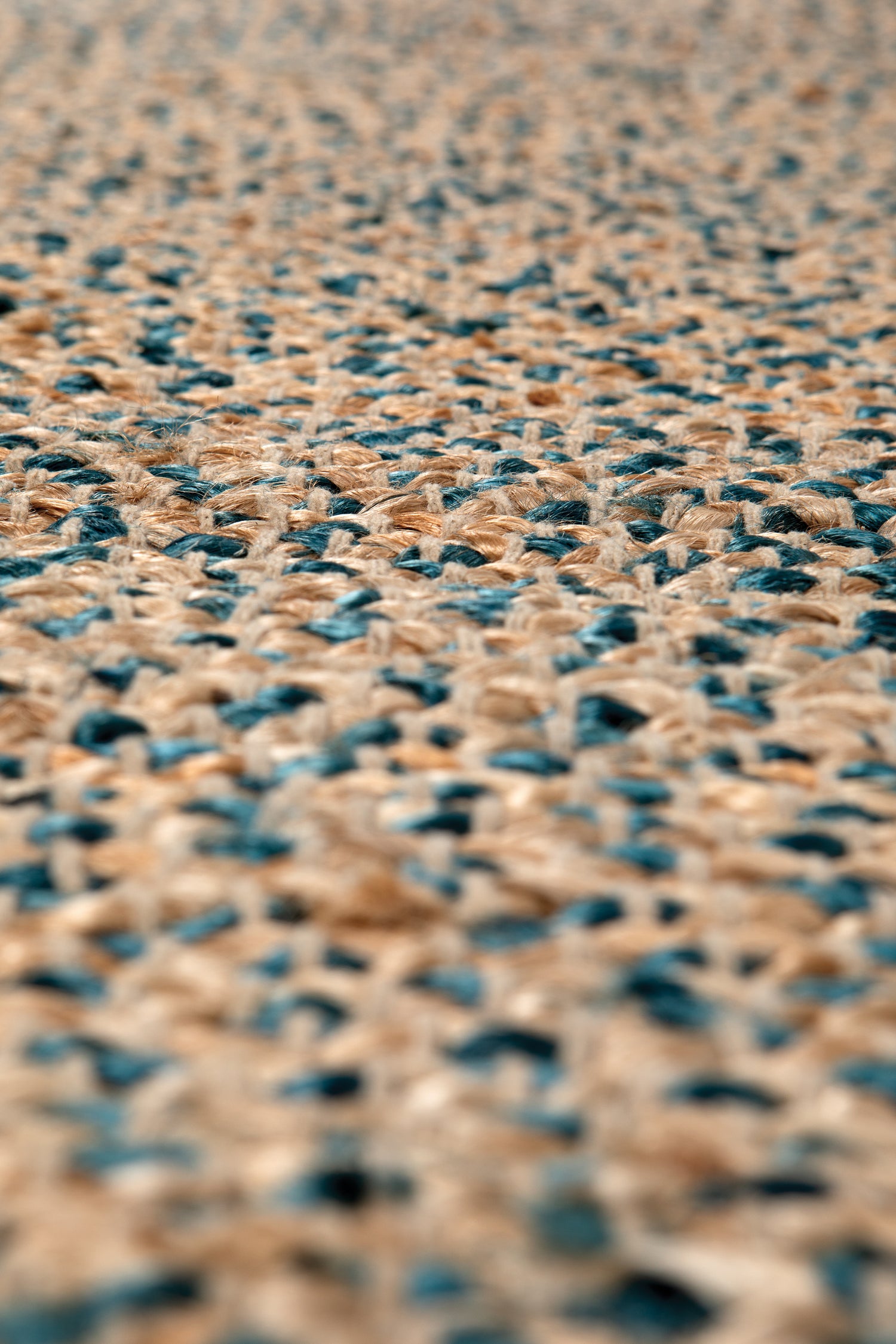 Elliot Jute Rug in Riviera - 190 x 290