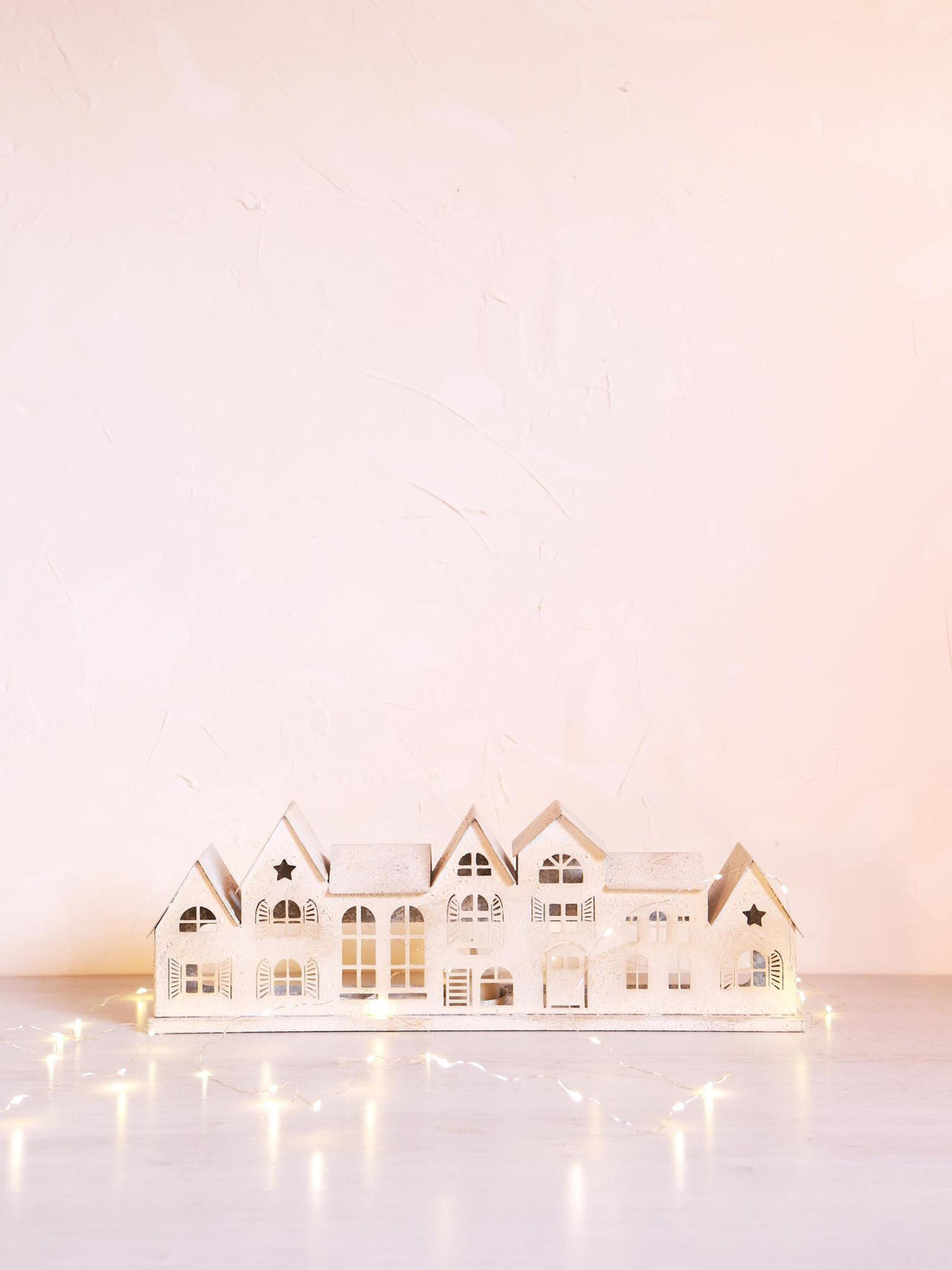 TOWN HOUSES CANDLE HOLDER