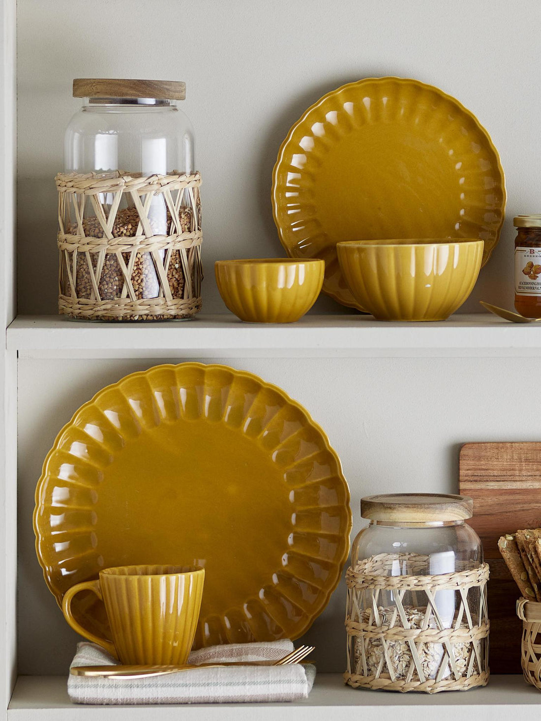 Lila Mug - Yellow Stoneware