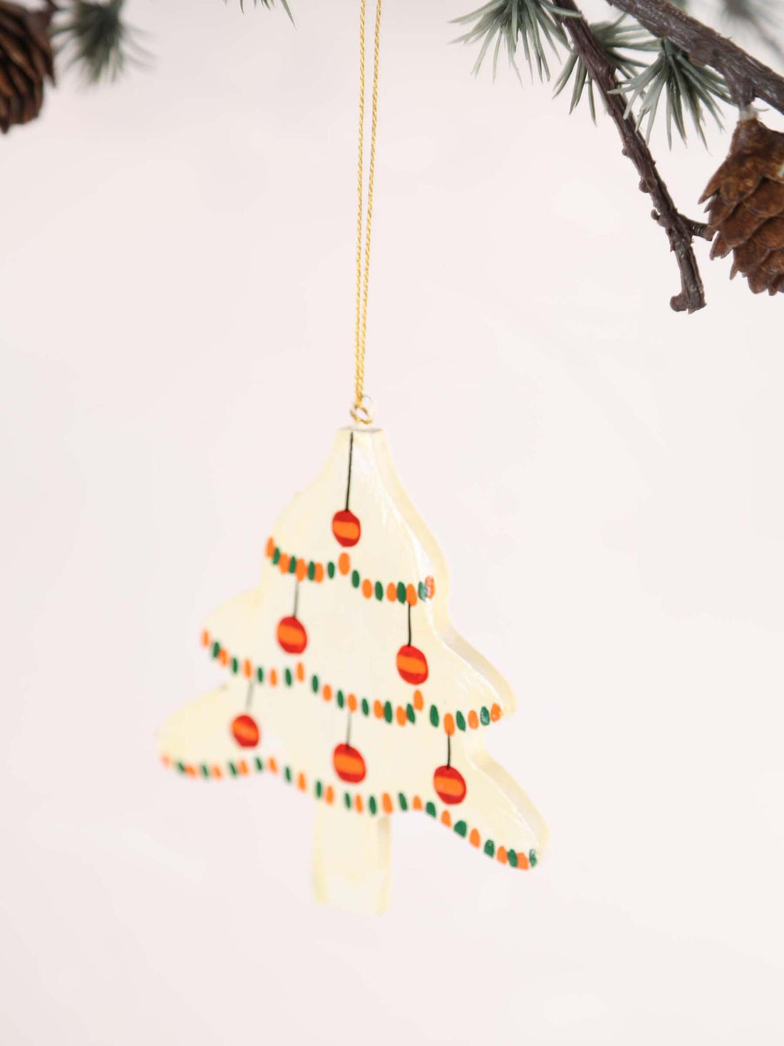 Hand painted wooden Christmas tree - White