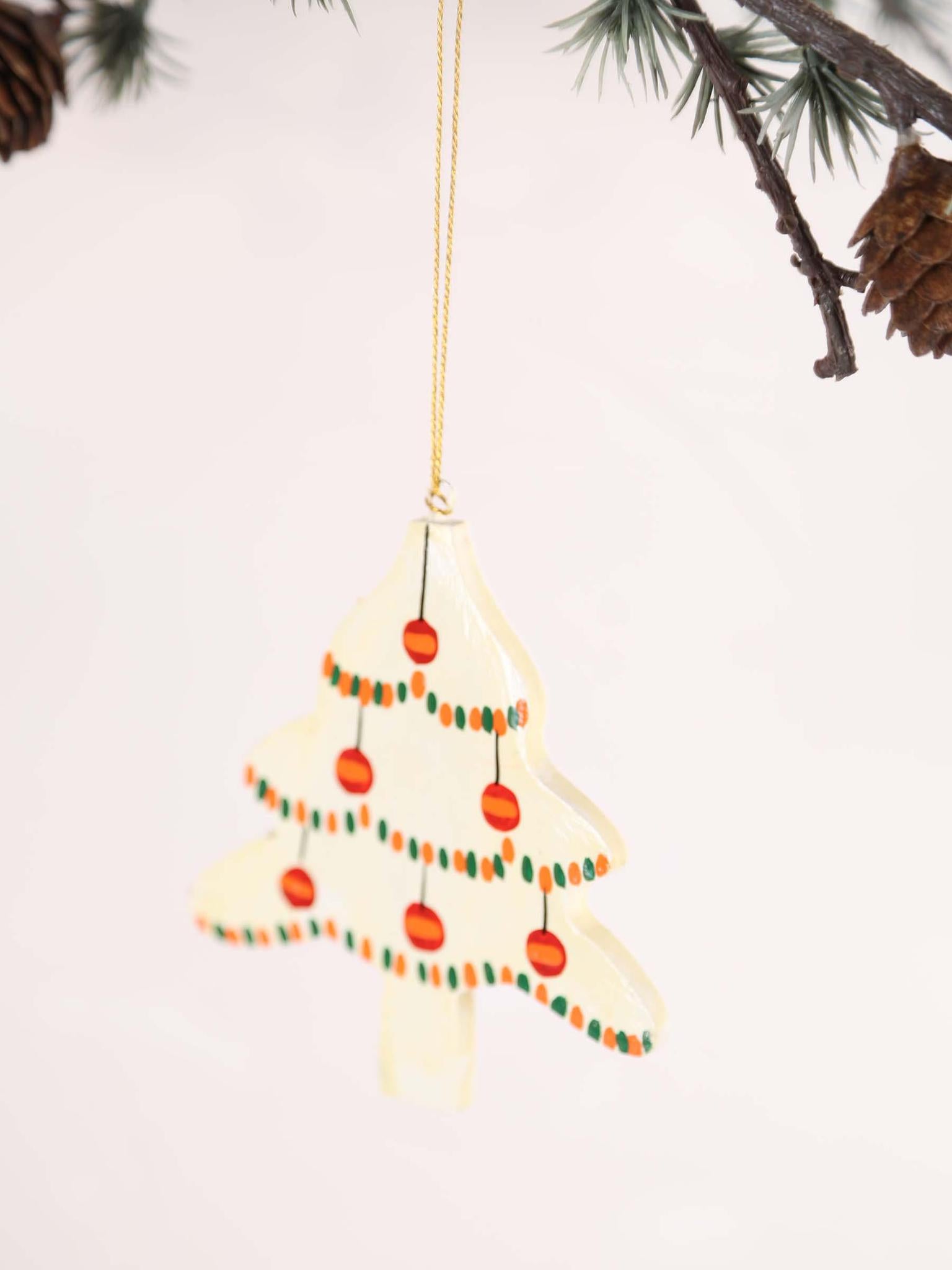 Hand painted wooden Christmas tree - White