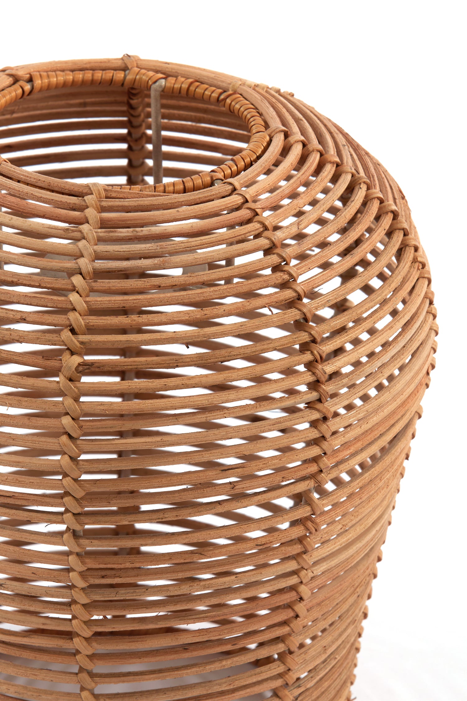 Pulah Natural Rattan &amp; Black Table Lamp