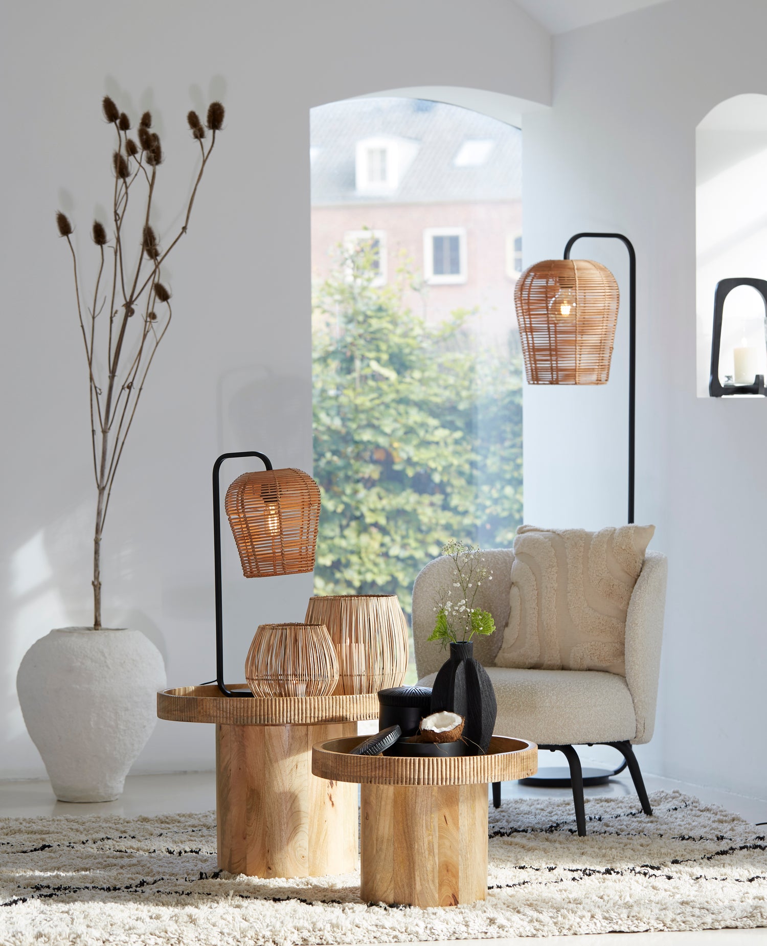 Pulah Natural Rattan &amp; Black Table Lamp