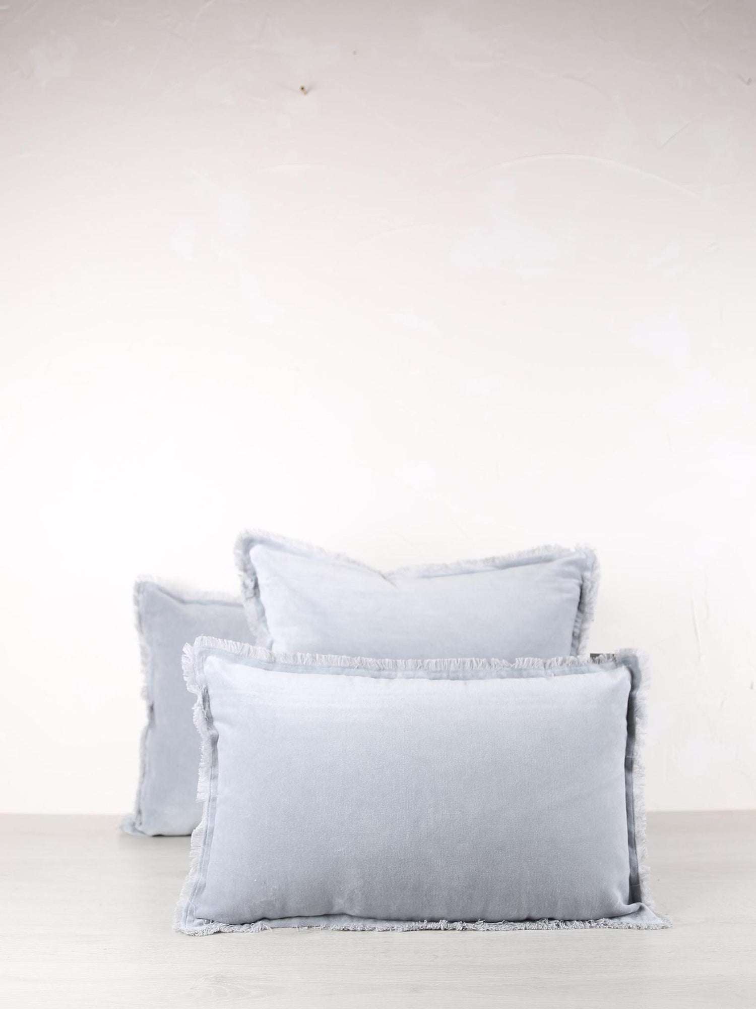 Fara Cushion - Titane - 3 Sizes Available