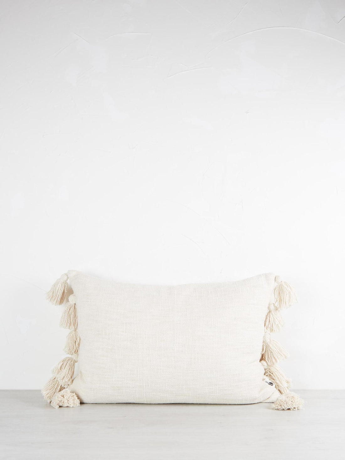 Cushion With Tassels - Off White
