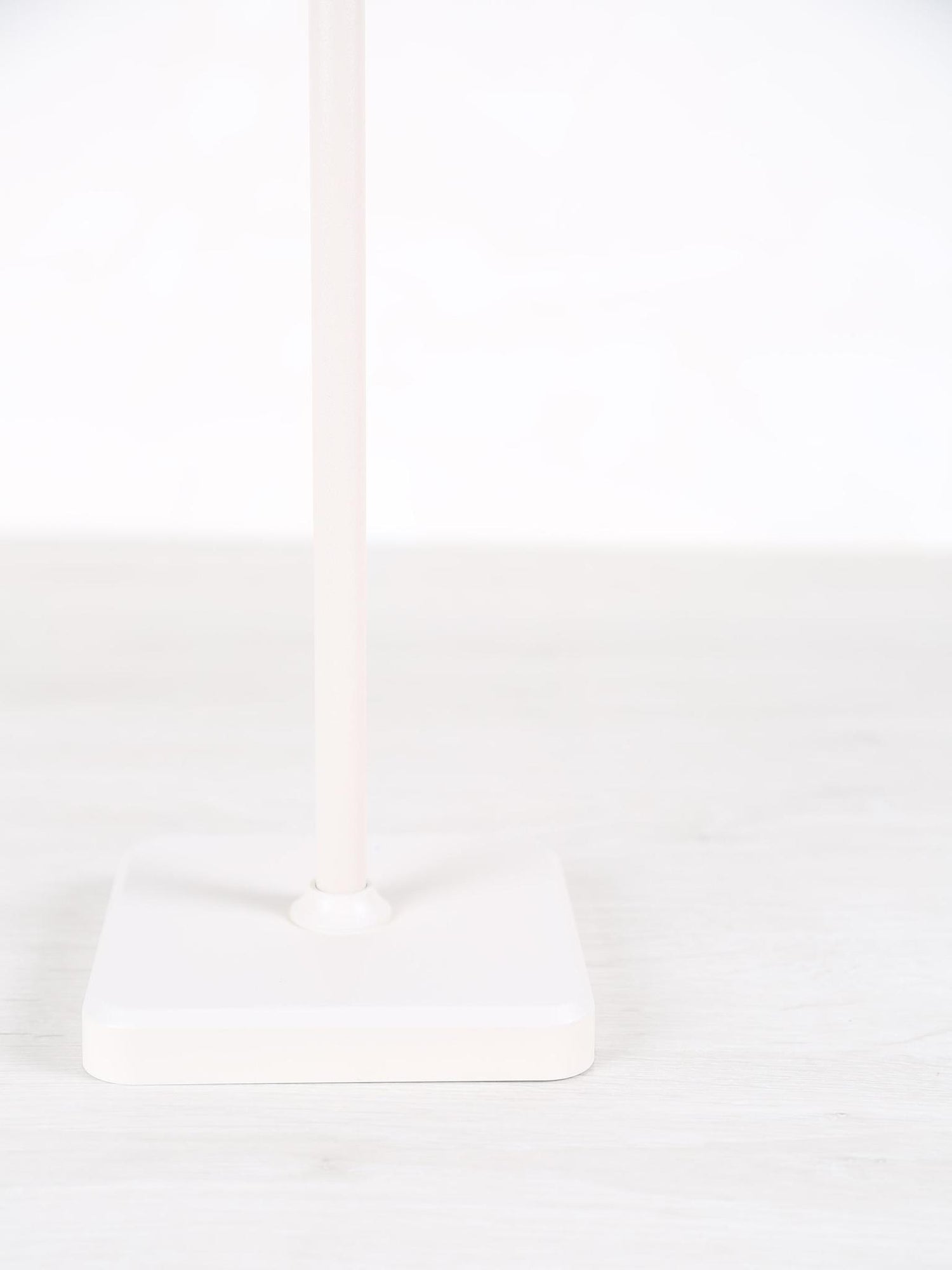 Cato Garden Lamp - 3 Colours Available