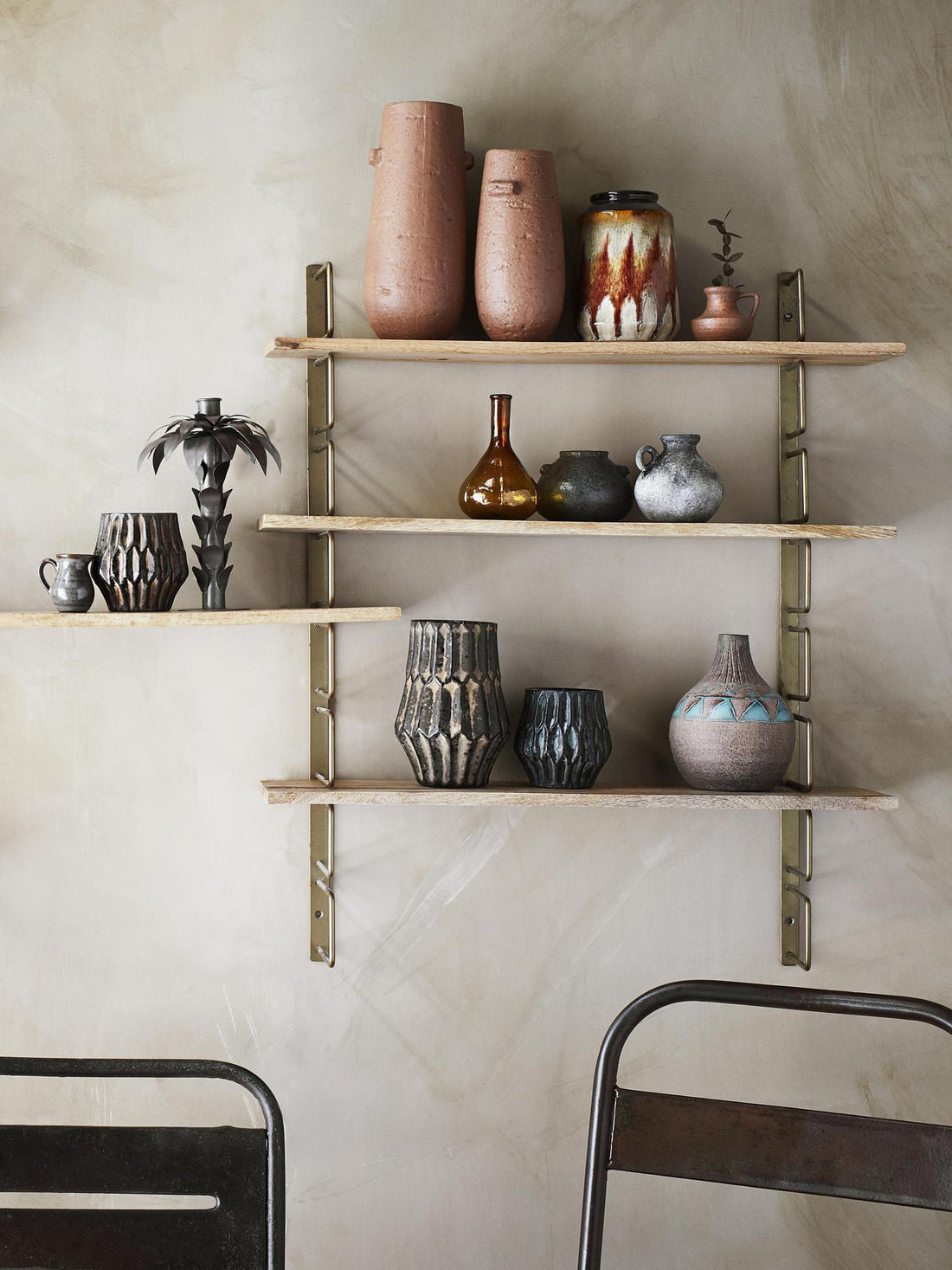 Wall rack with wooden shelves