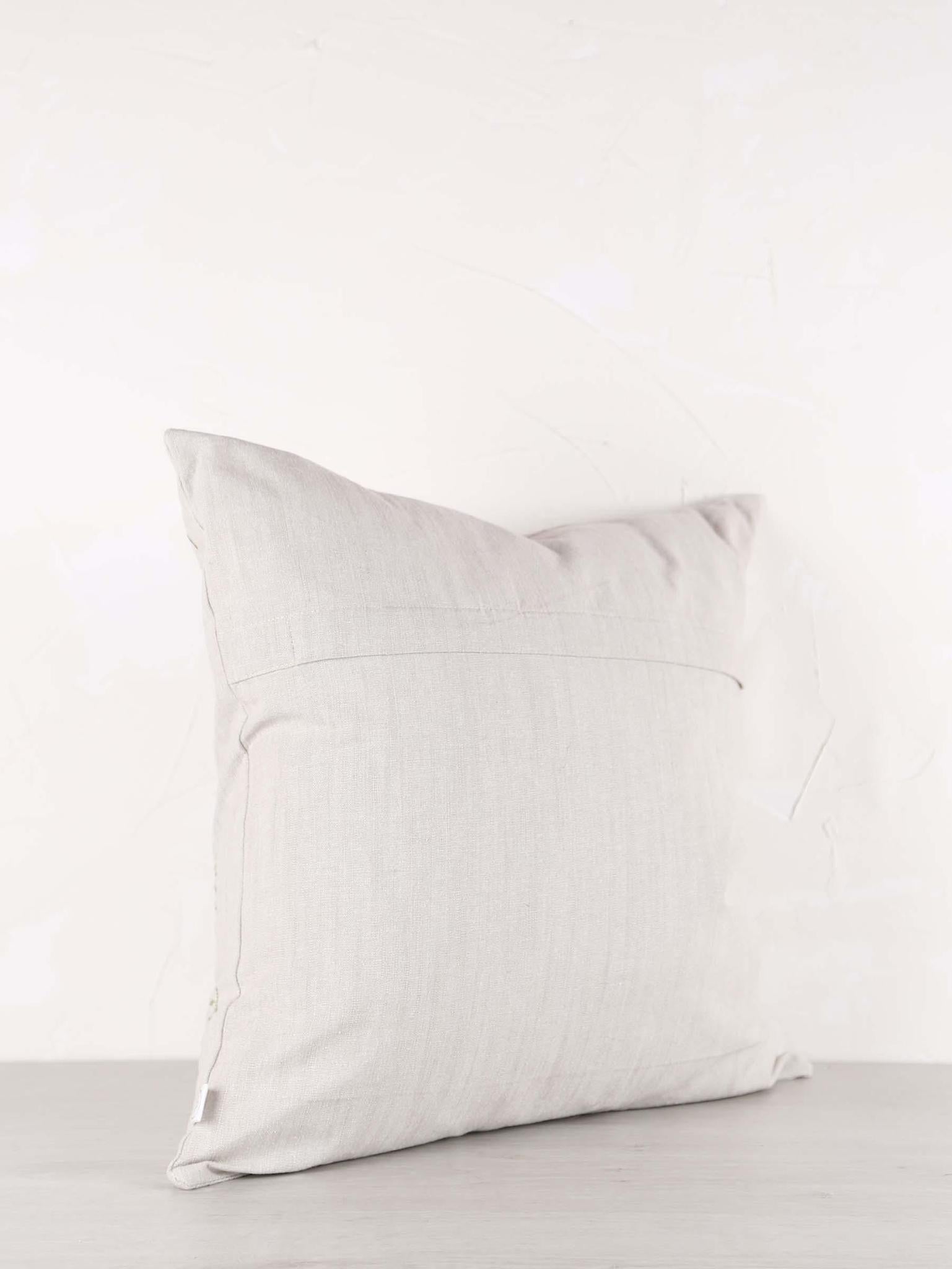 Felinne Linen Cushion