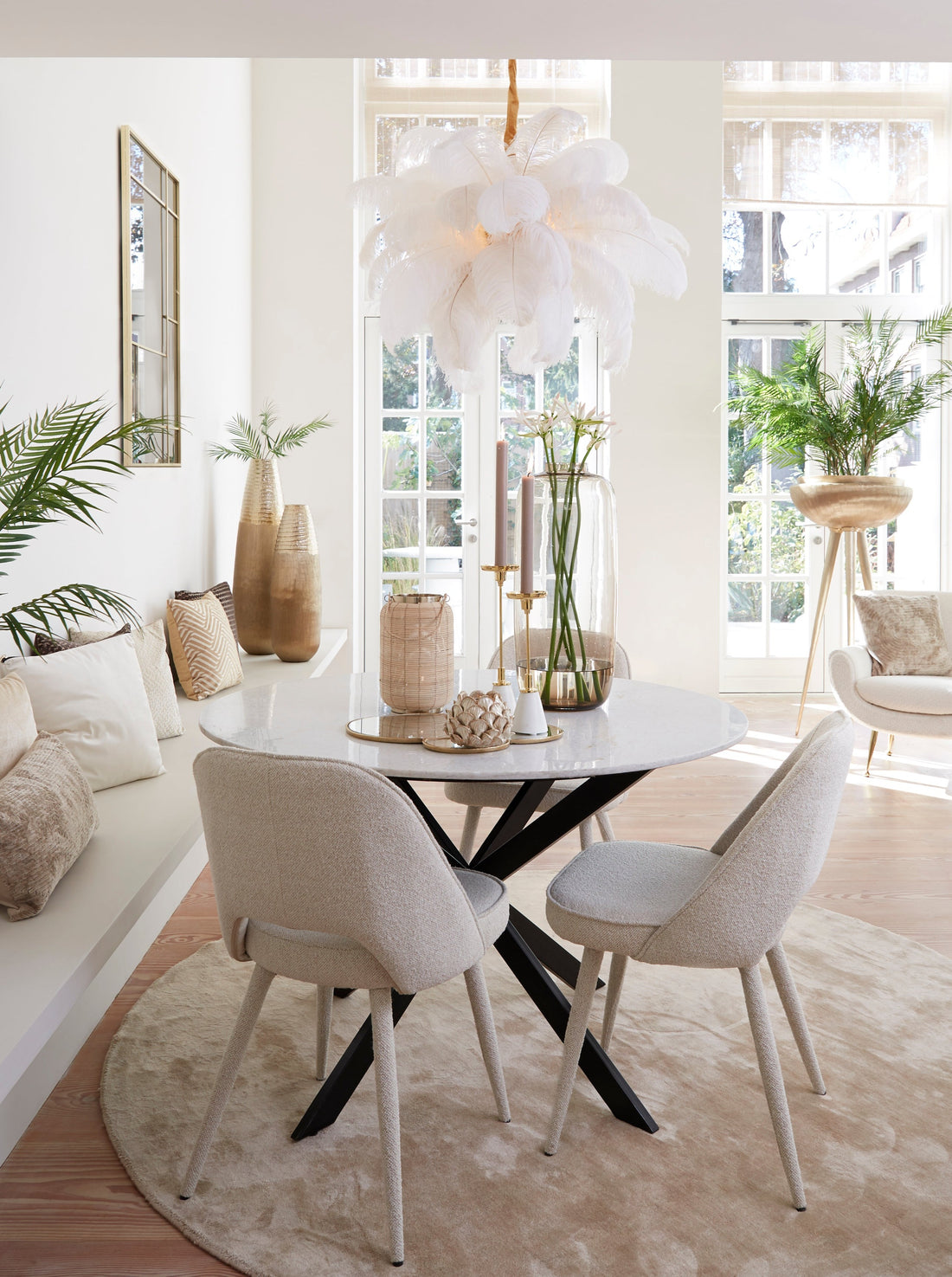 Tomochi Marble Dining Table - White/Black