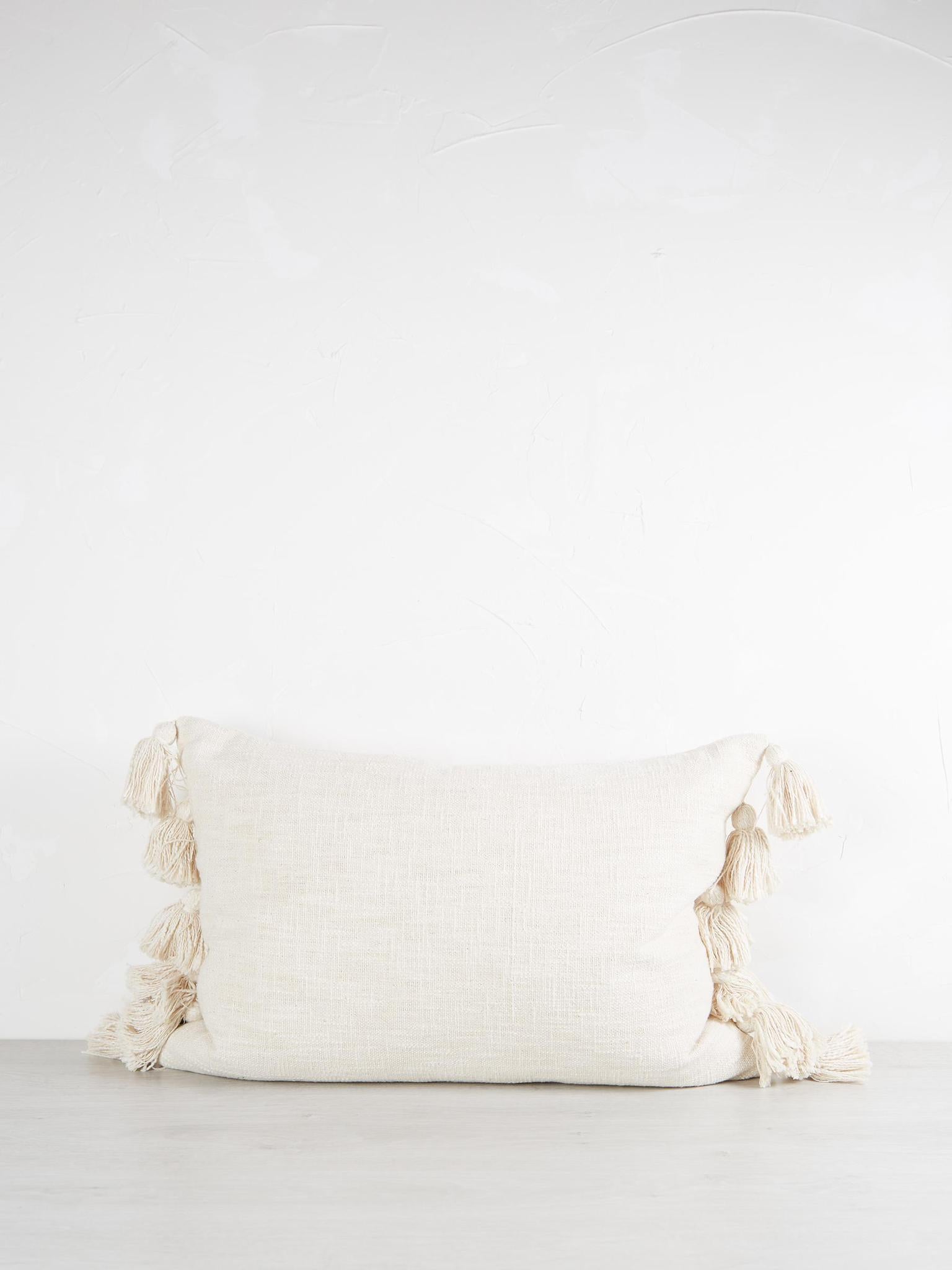 Cushion With Tassels - Off White
