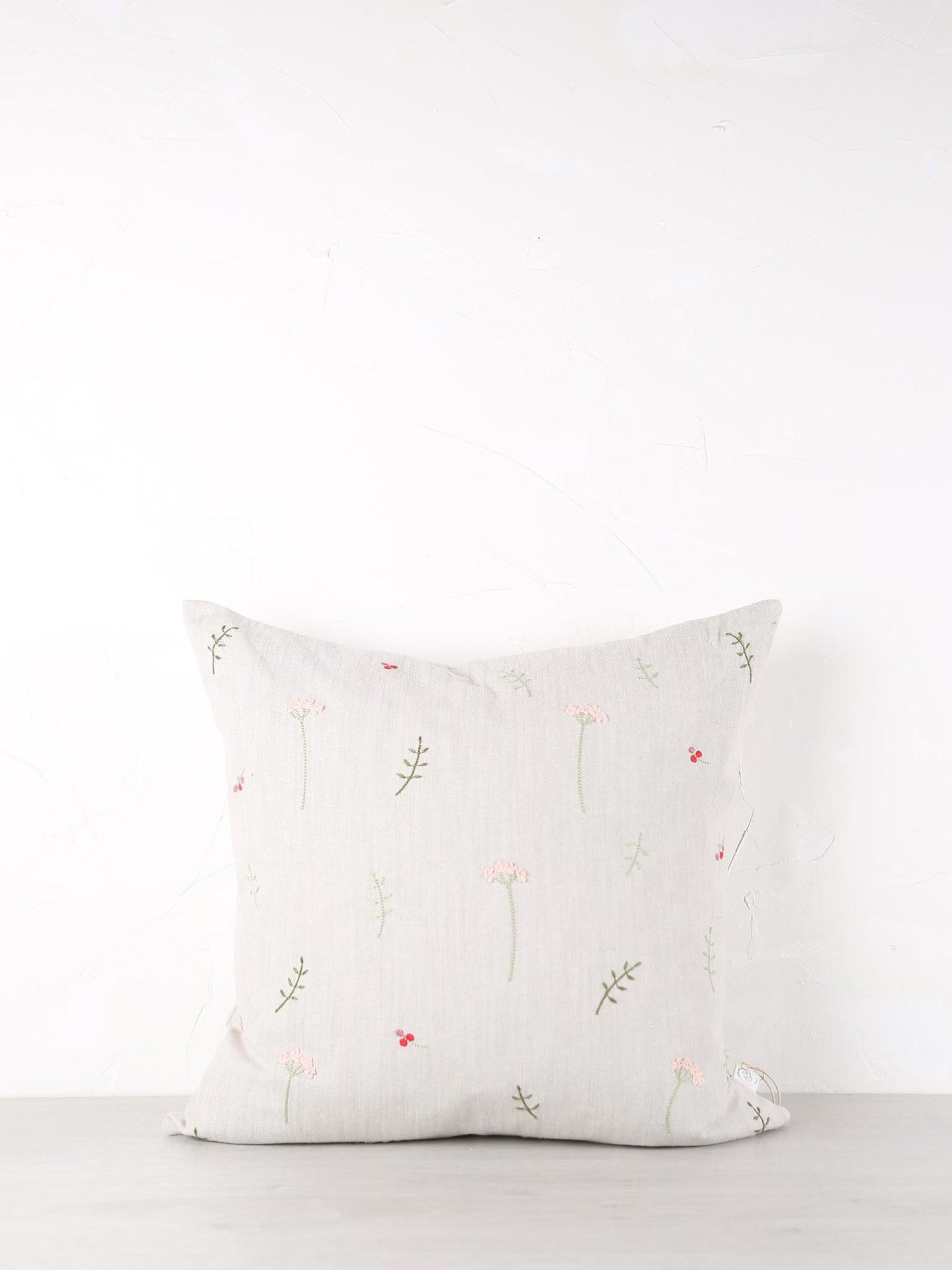 Felinne Linen Cushion