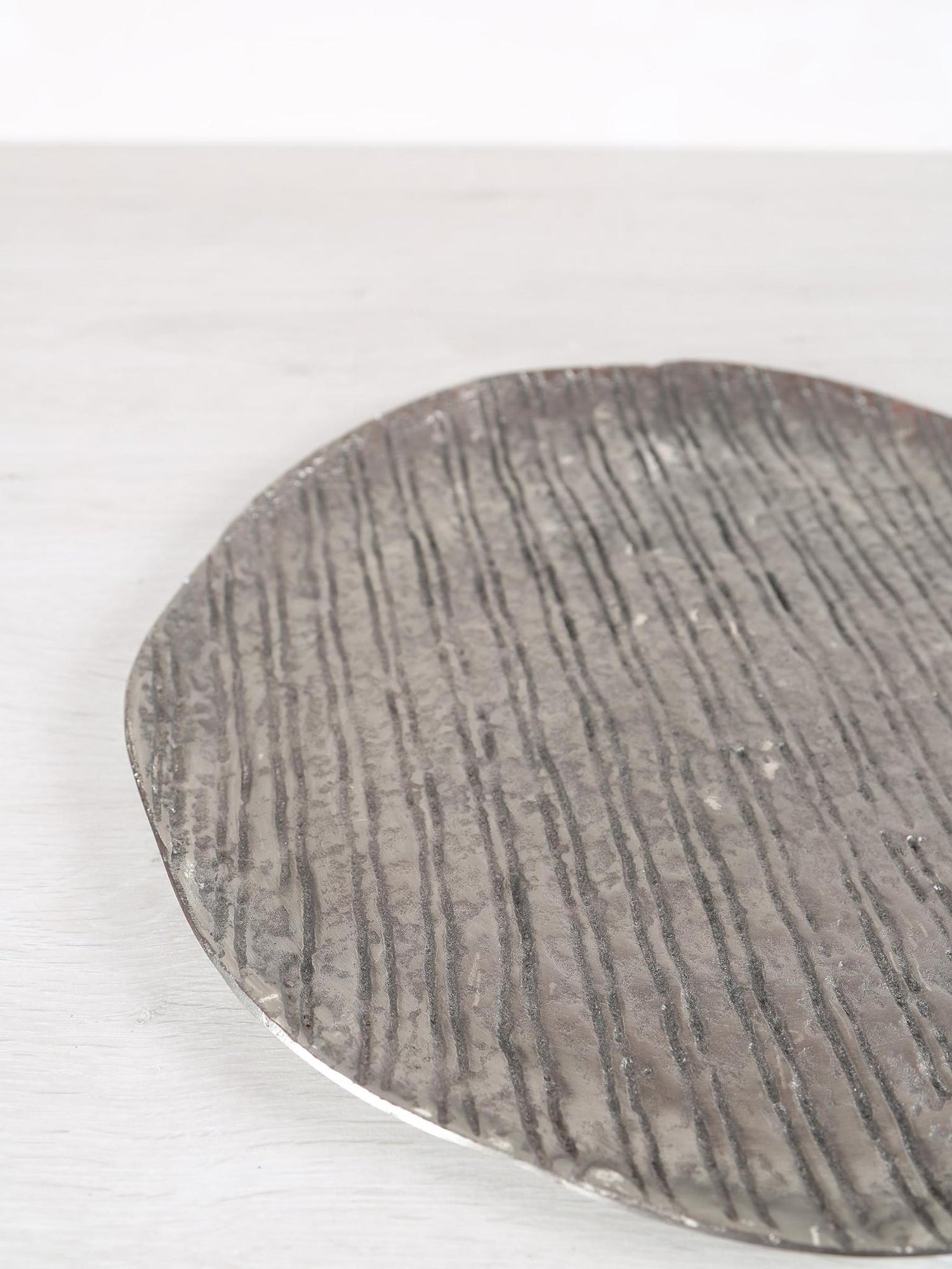 Grail Silver Striped Round Plate - 2 Sizes Available