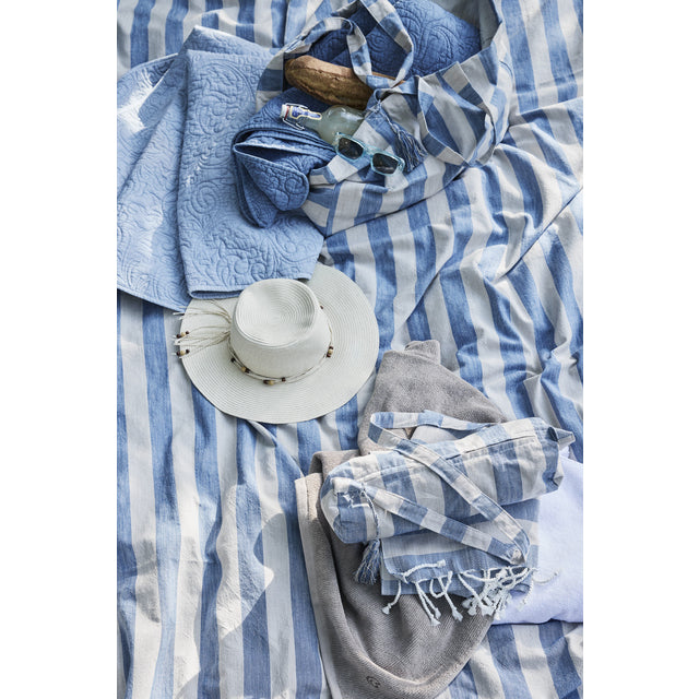 Isabelle Throw - Light Blue