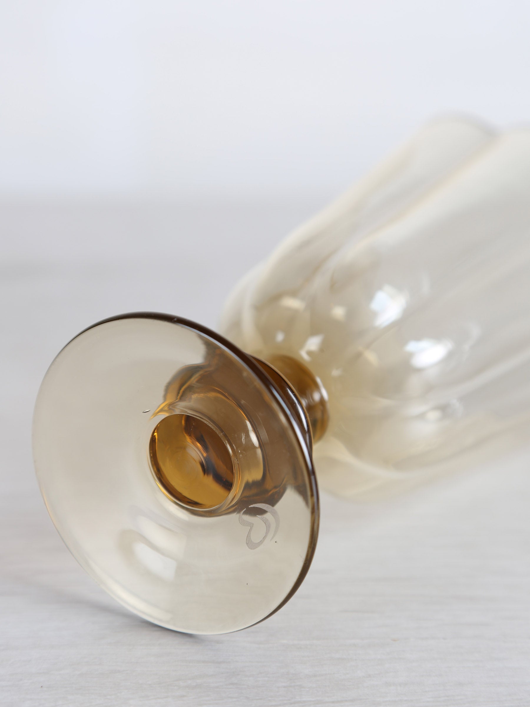 Floretta Fluted Wine Glass - Taupe -  9X9X15.5 cm