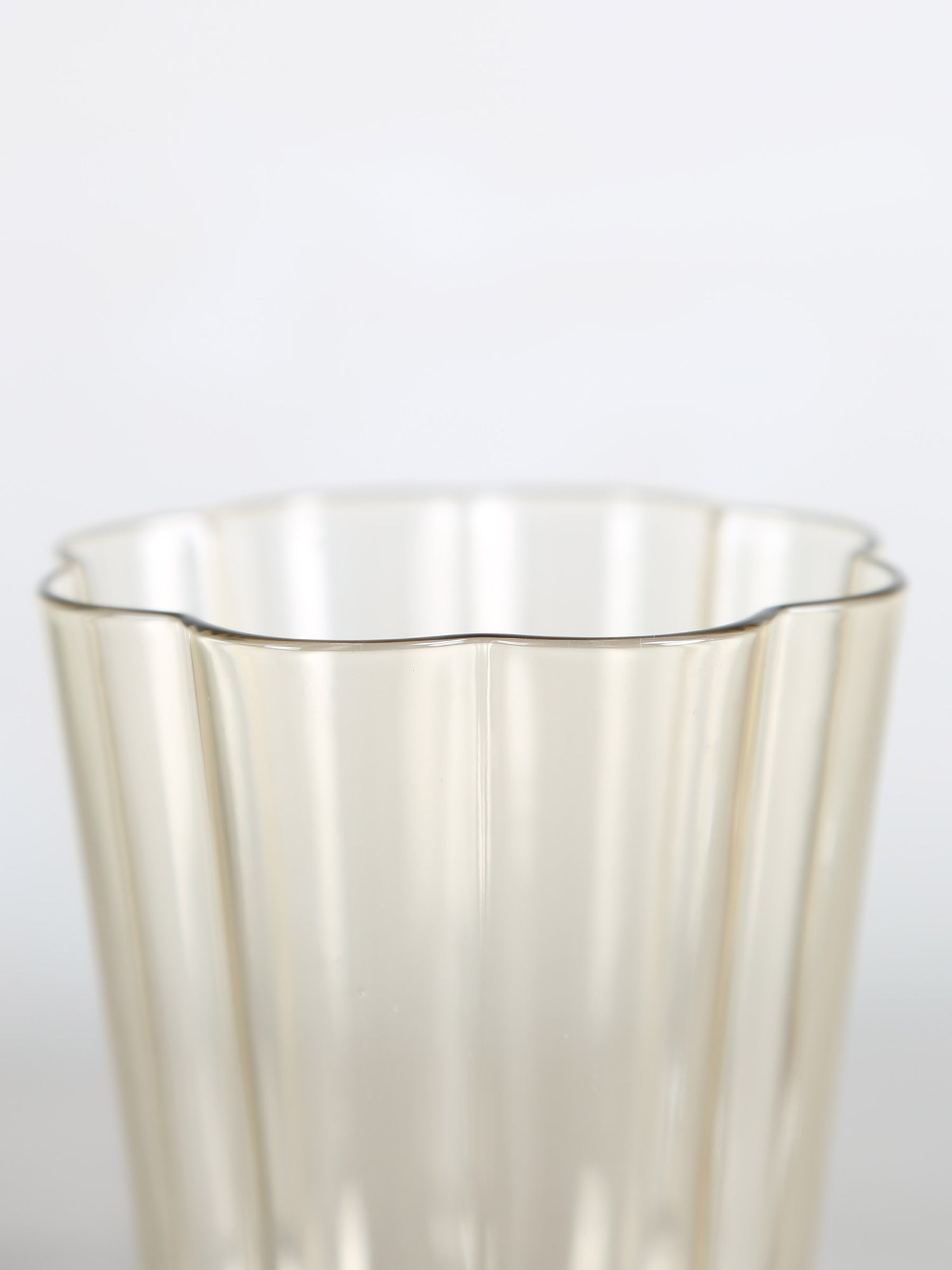 Floretta Fluted Wine Glass - Taupe -  9X9X15.5 cm