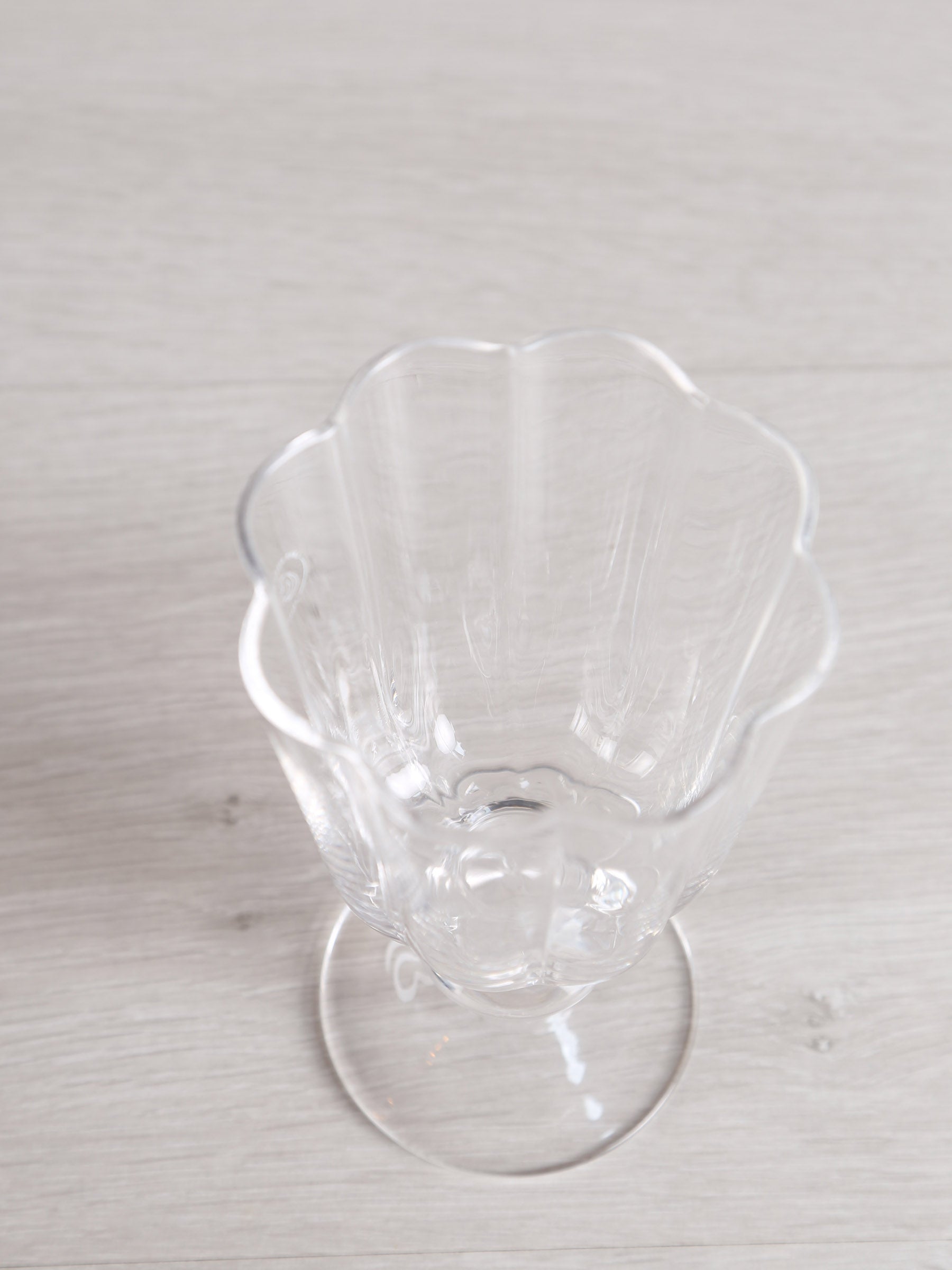 Floretta Fluted Wine Glass - Clear -  9X9X15.5 cm