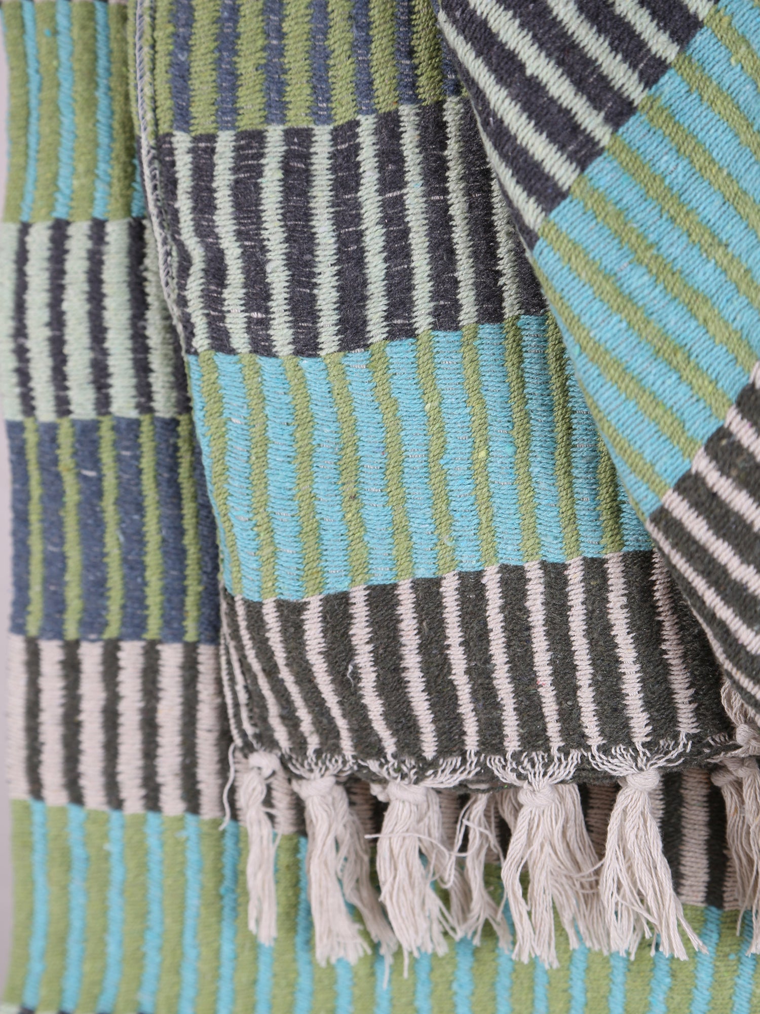 Isnel throw - Recycled Cotton - Green Hues