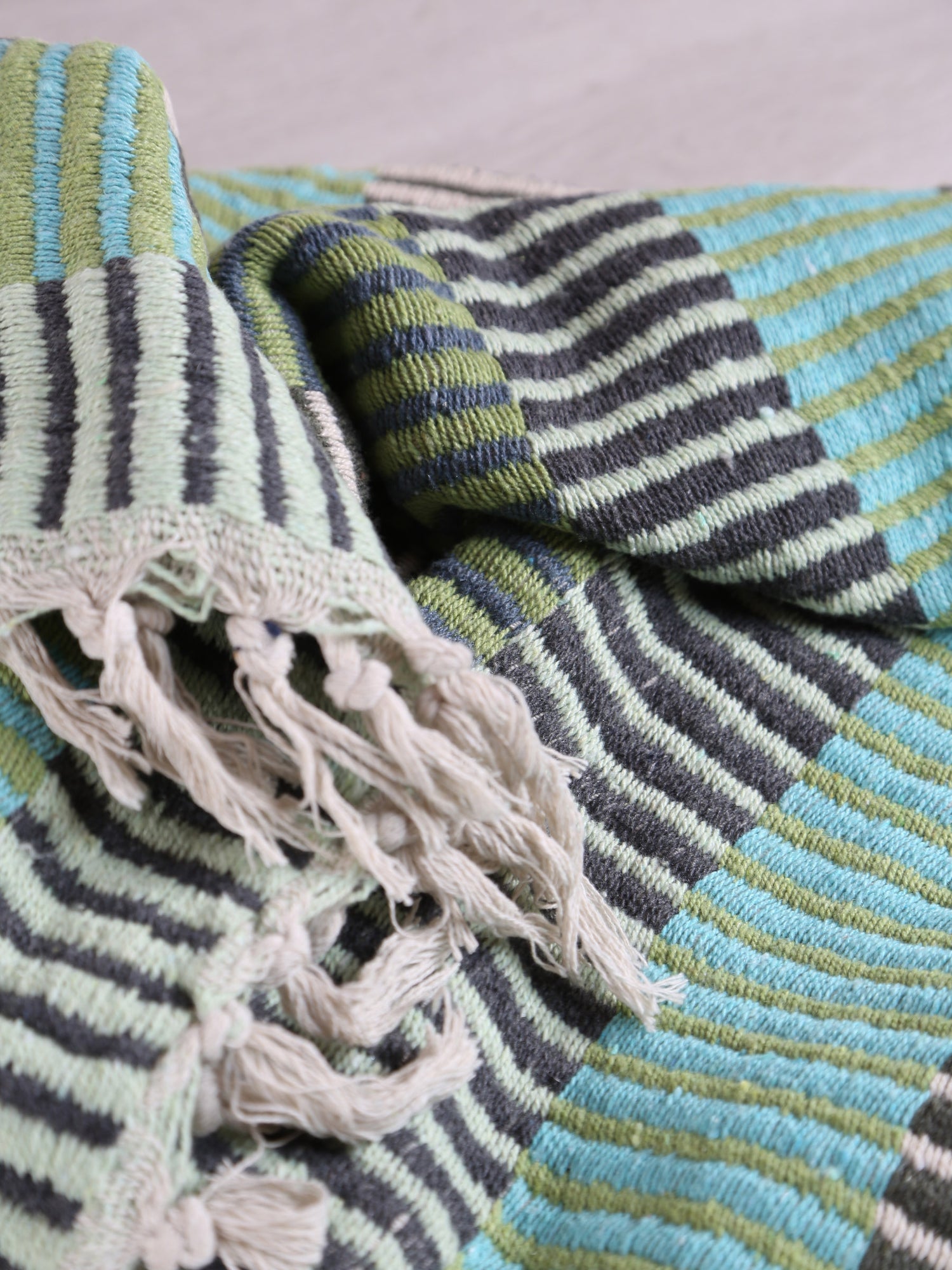 Isnel throw - Recycled Cotton - Green Hues
