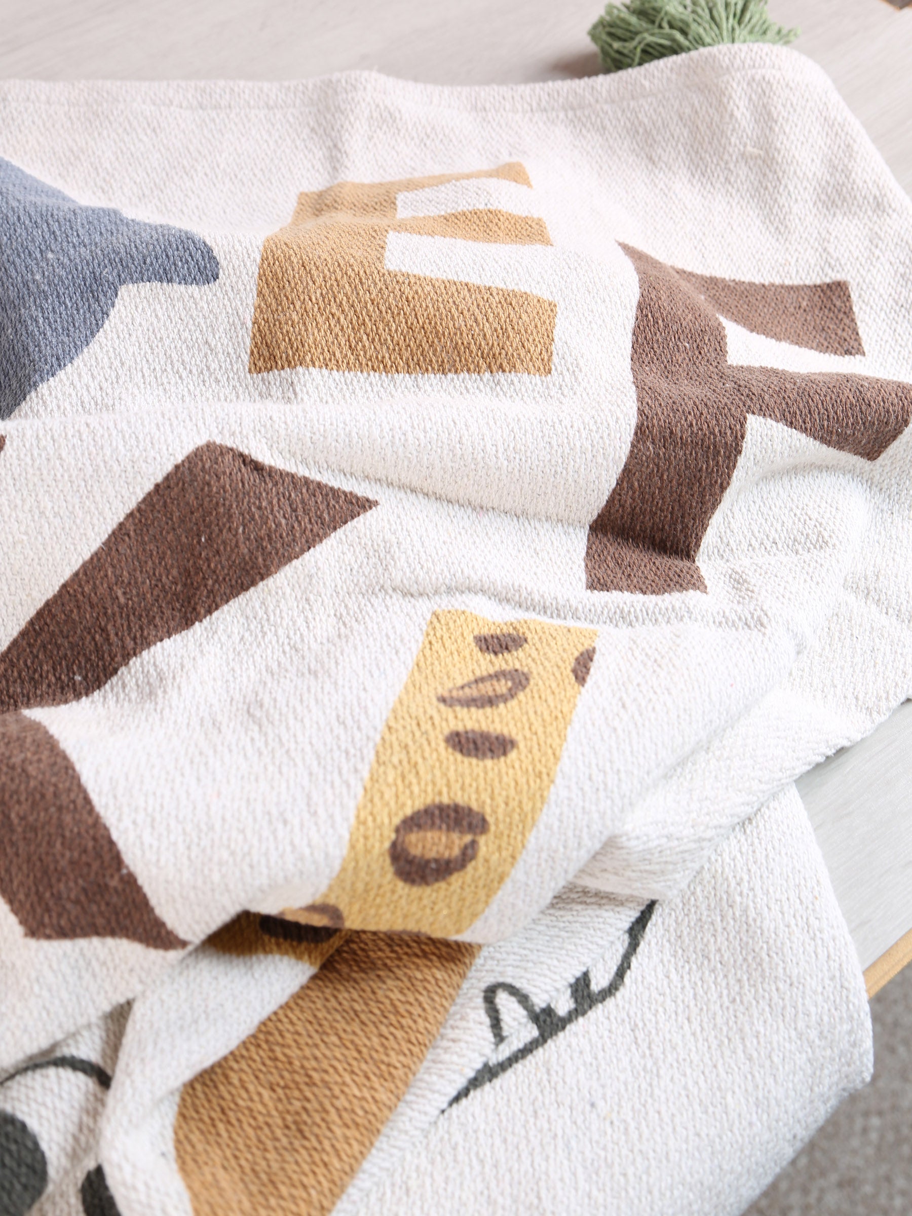 Memmo Geometric Lettering Recycled Cotton Throw - Multi